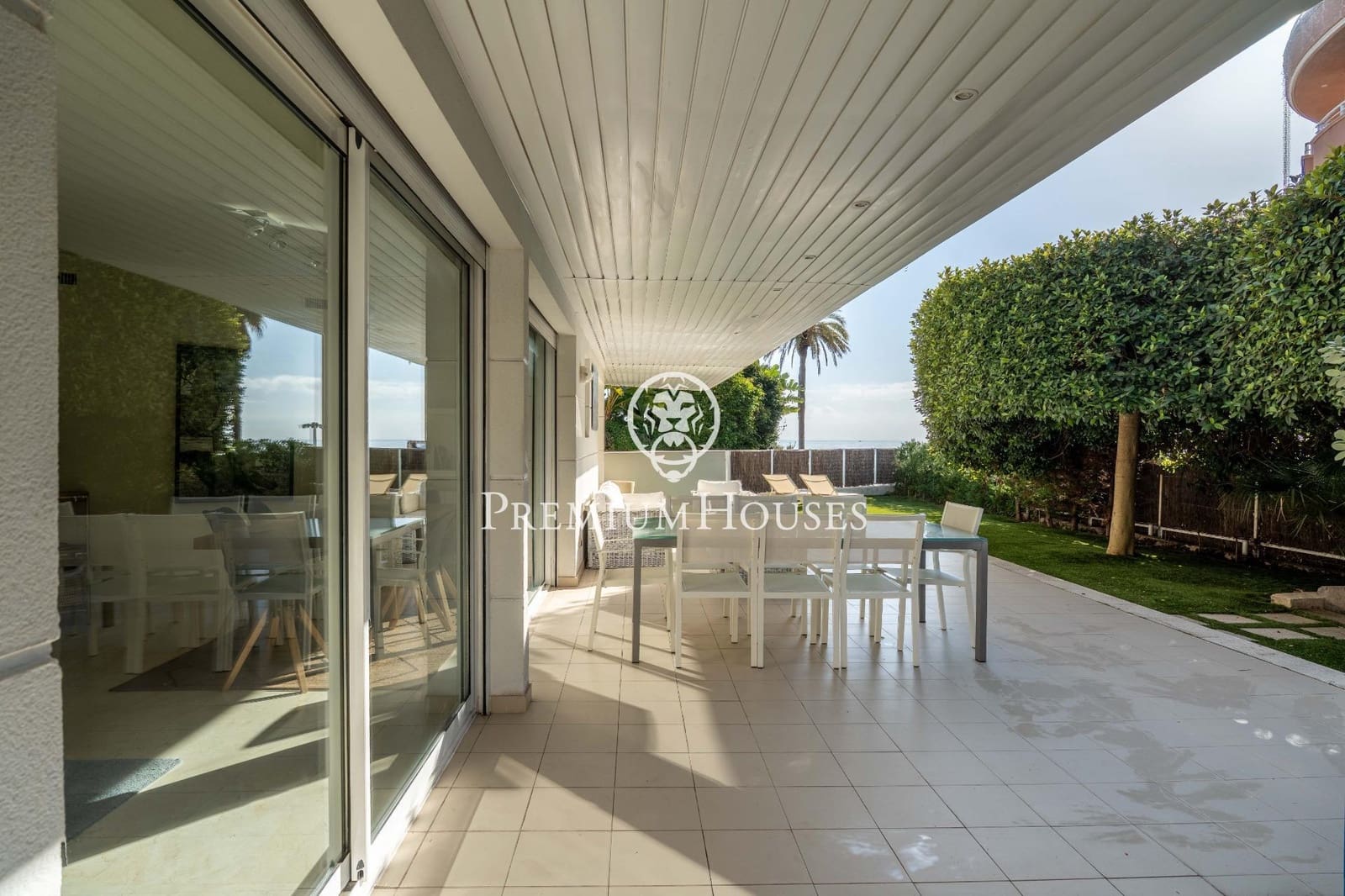 Apartamento Playa de 4 habitaciones en Sitges en venta con piscina - 1.450.000 € (Ref: 9496409)