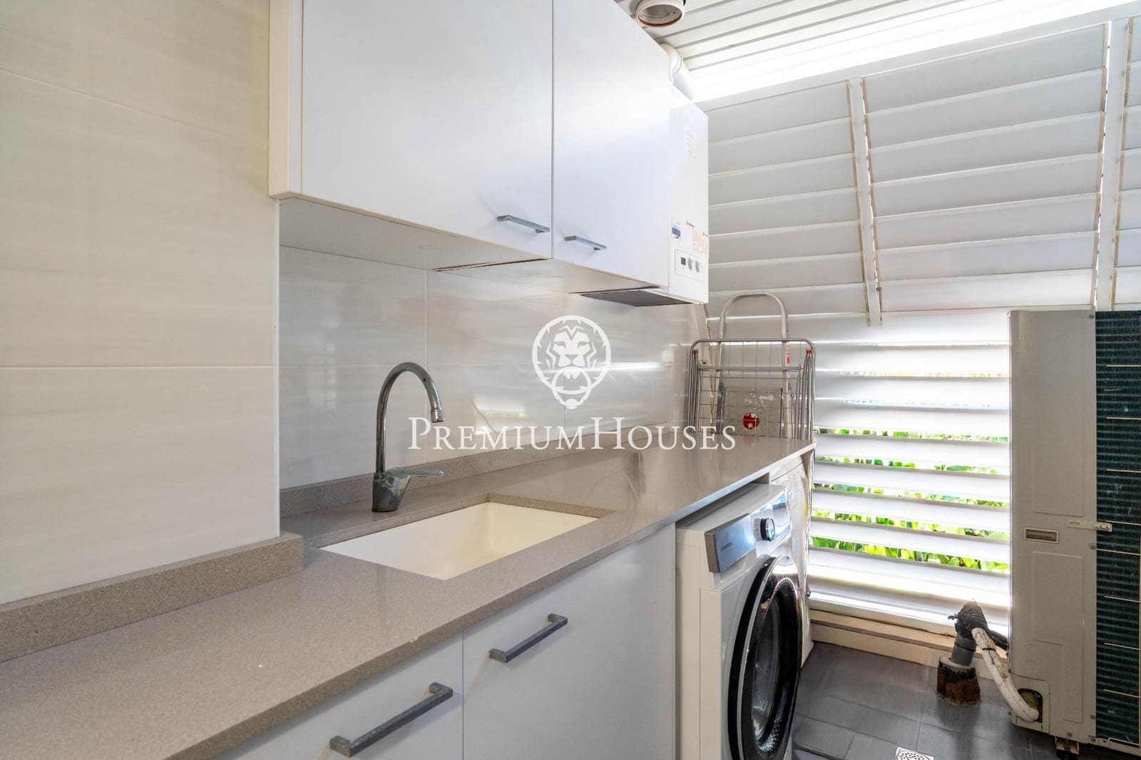 Apartamento Playa de 4 habitaciones en Sitges en venta con piscina - 1.450.000 € (Ref: 9496409)
