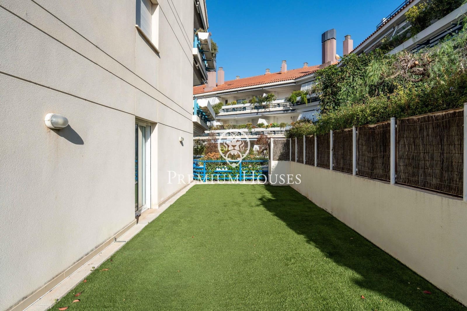 Apartamento Playa de 4 habitaciones en Sitges en venta con piscina - 1.450.000 € (Ref: 9496409)
