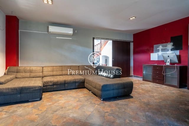 7 chambre Villa/Maison à vendre à Gavà avec piscine garage - 1 500 000 € (Ref: 9496410)