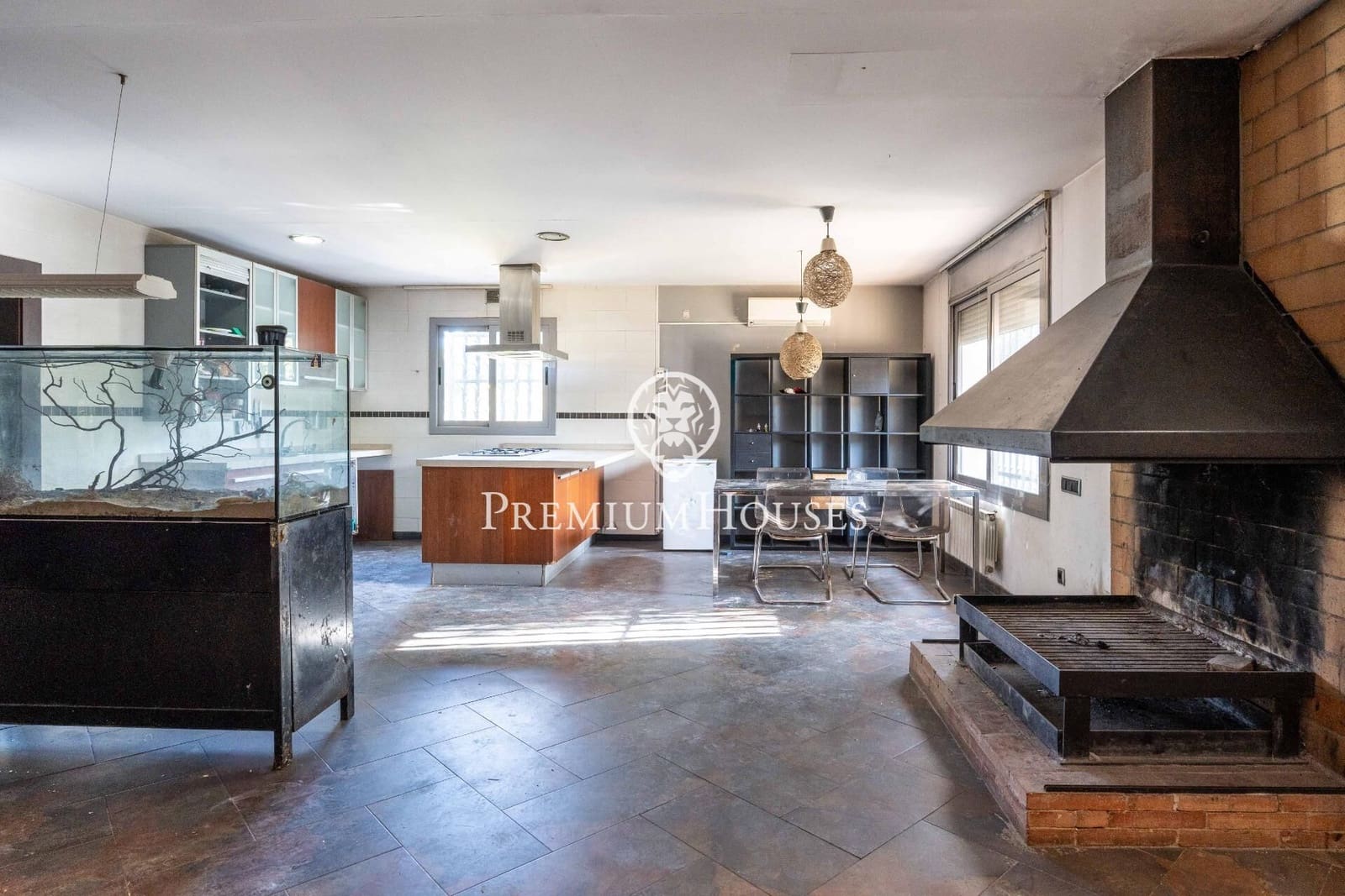 7 chambre Villa/Maison à vendre à Gava avec piscine garage - 1 500 000 € (Ref: 9496410)