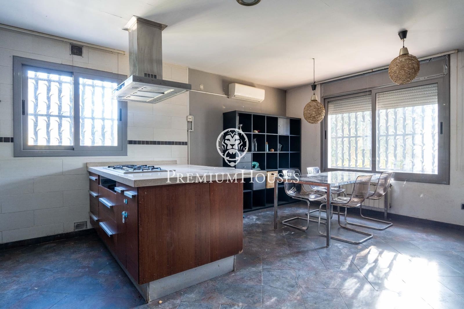 7 chambre Villa/Maison à vendre à Gava avec piscine garage - 1 500 000 € (Ref: 9496410)