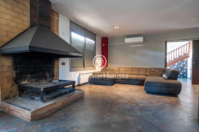 7 chambre Villa/Maison à vendre à Gavà avec piscine garage - 1 500 000 € (Ref: 9496410)