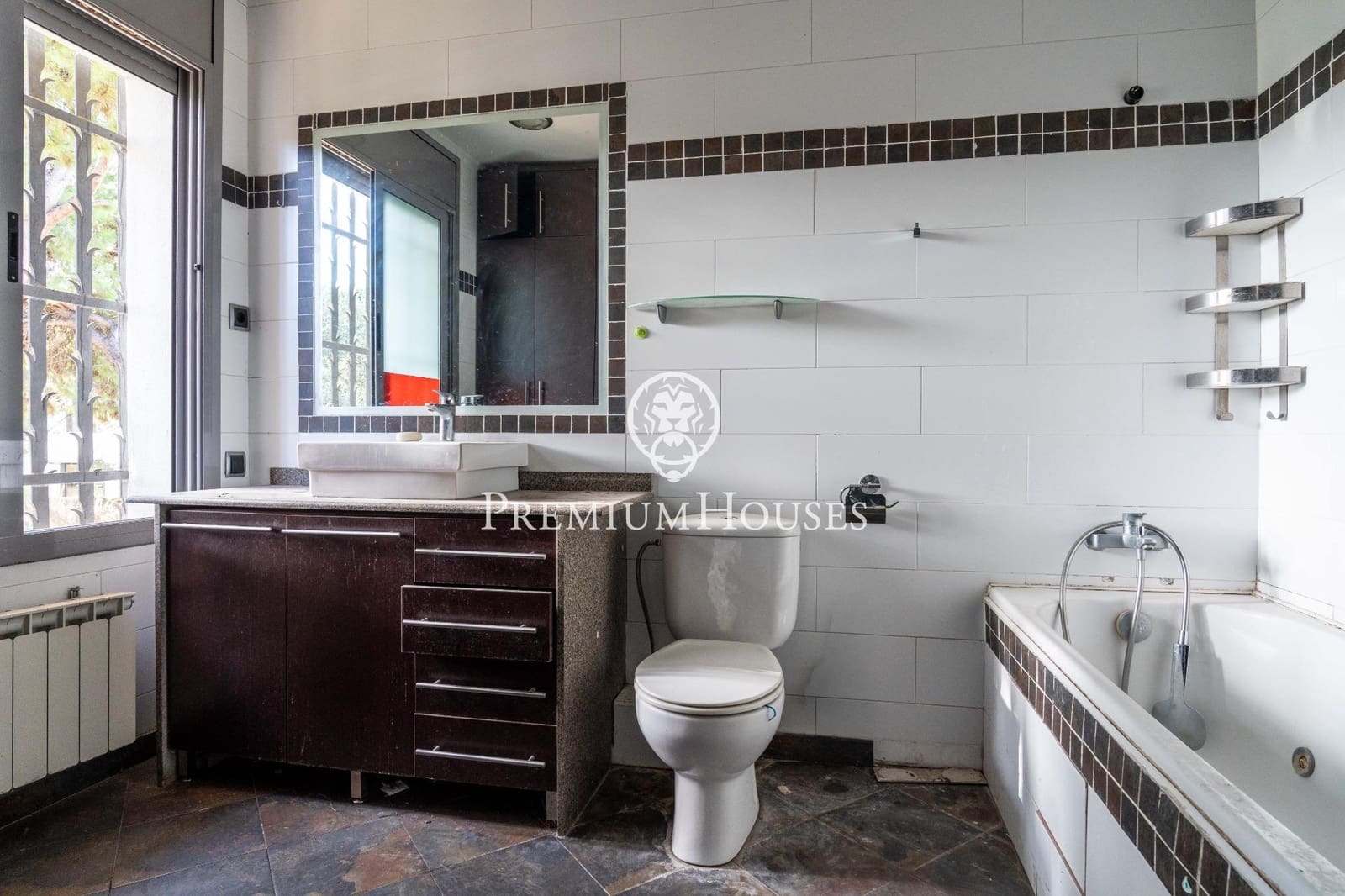 7 chambre Villa/Maison à vendre à Gava avec piscine garage - 1 500 000 € (Ref: 9496410)