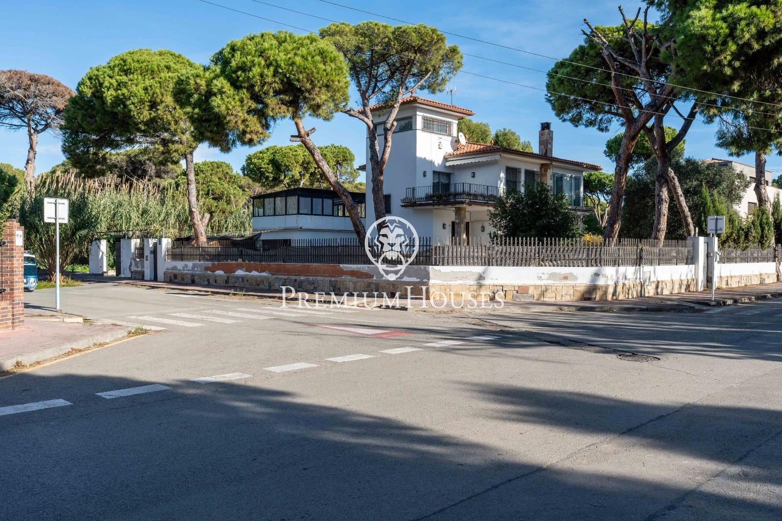 7 chambre Villa/Maison à vendre à Gava avec piscine garage - 1 500 000 € (Ref: 9496410)