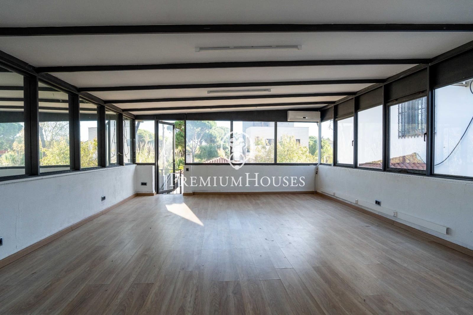 7 chambre Villa/Maison à vendre à Gava avec piscine garage - 1 500 000 € (Ref: 9496410)