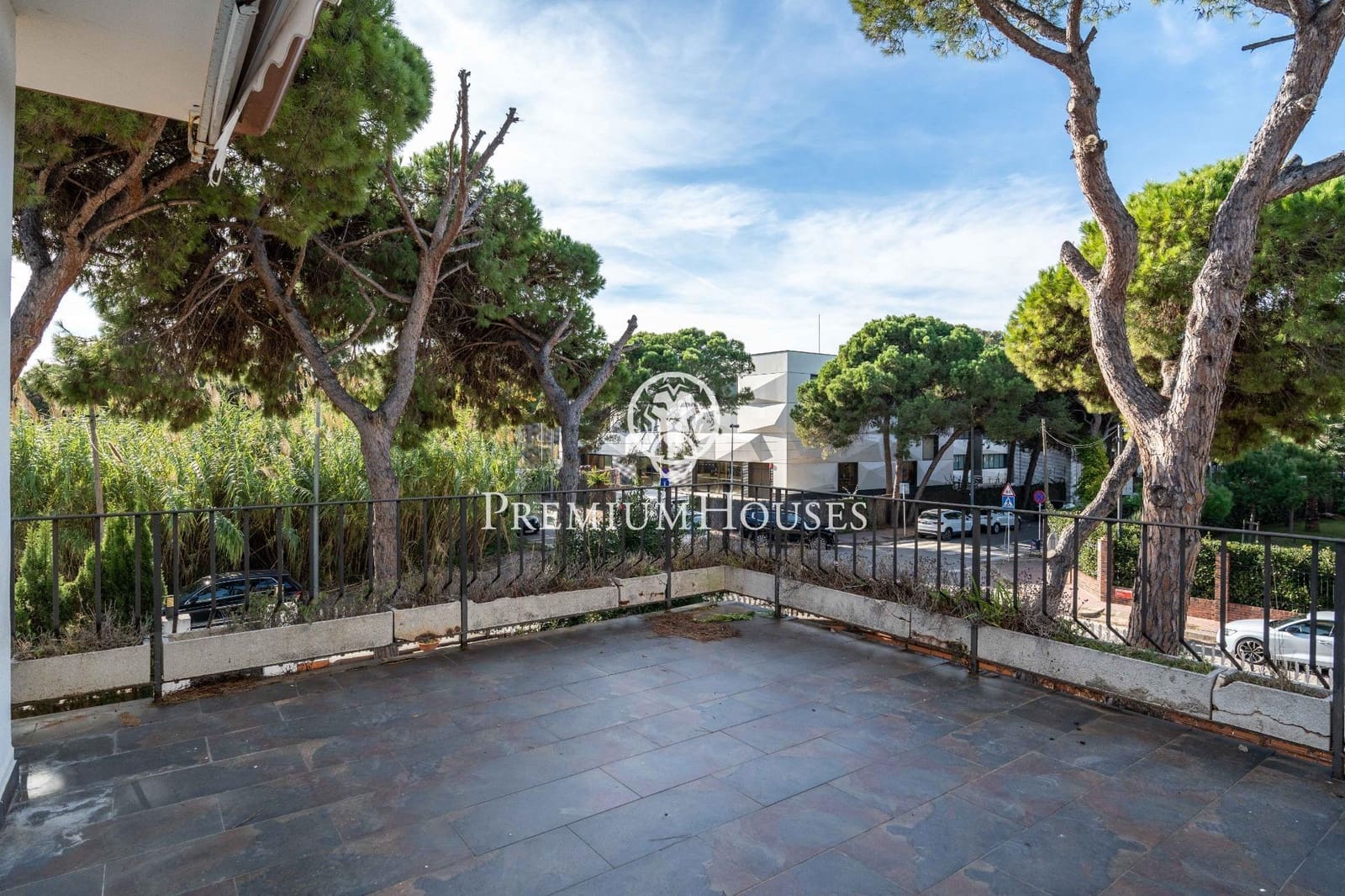 7 chambre Villa/Maison à vendre à Gava avec piscine garage - 1 500 000 € (Ref: 9496410)