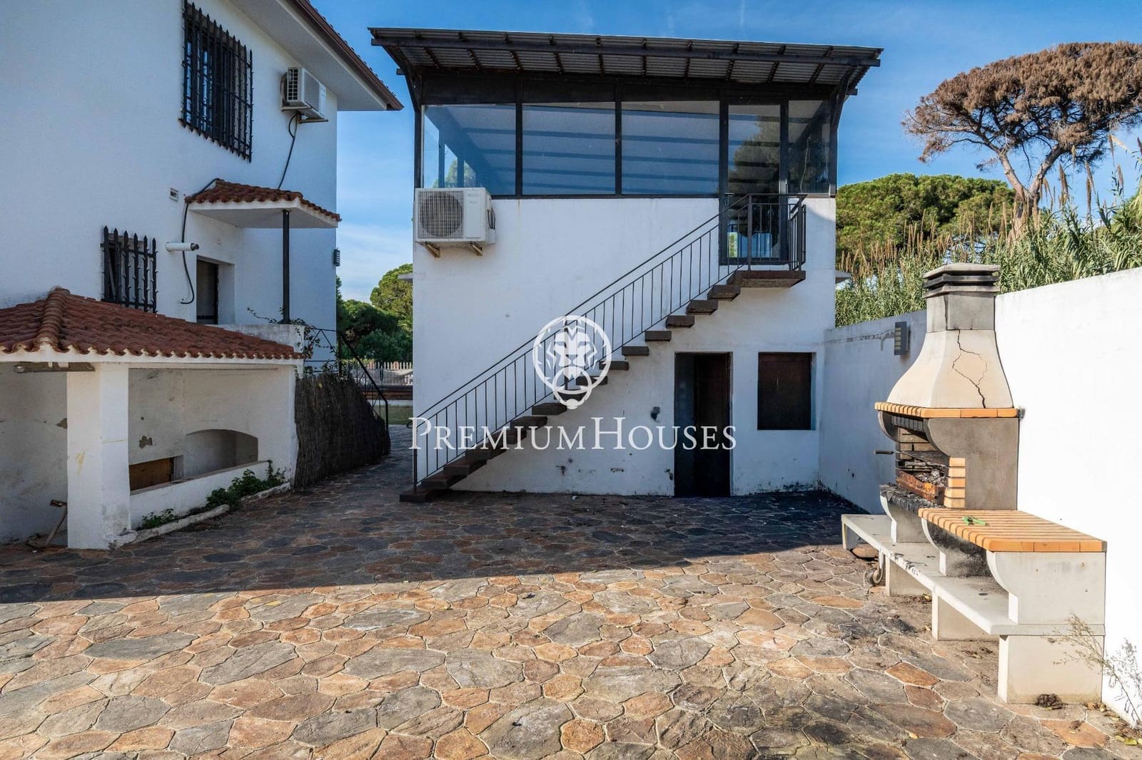 7 chambre Villa/Maison à vendre à Gava avec piscine garage - 1 500 000 € (Ref: 9496410)