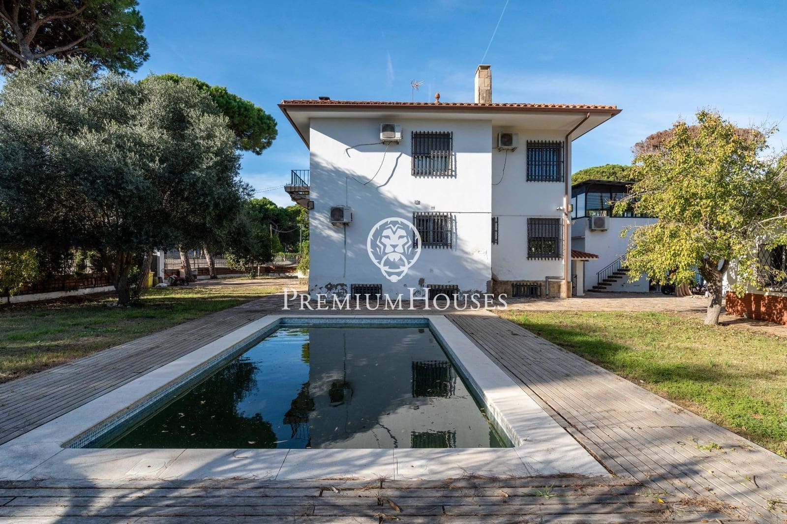 7 chambre Villa/Maison à vendre à Gava avec piscine garage - 1 500 000 € (Ref: 9496410)