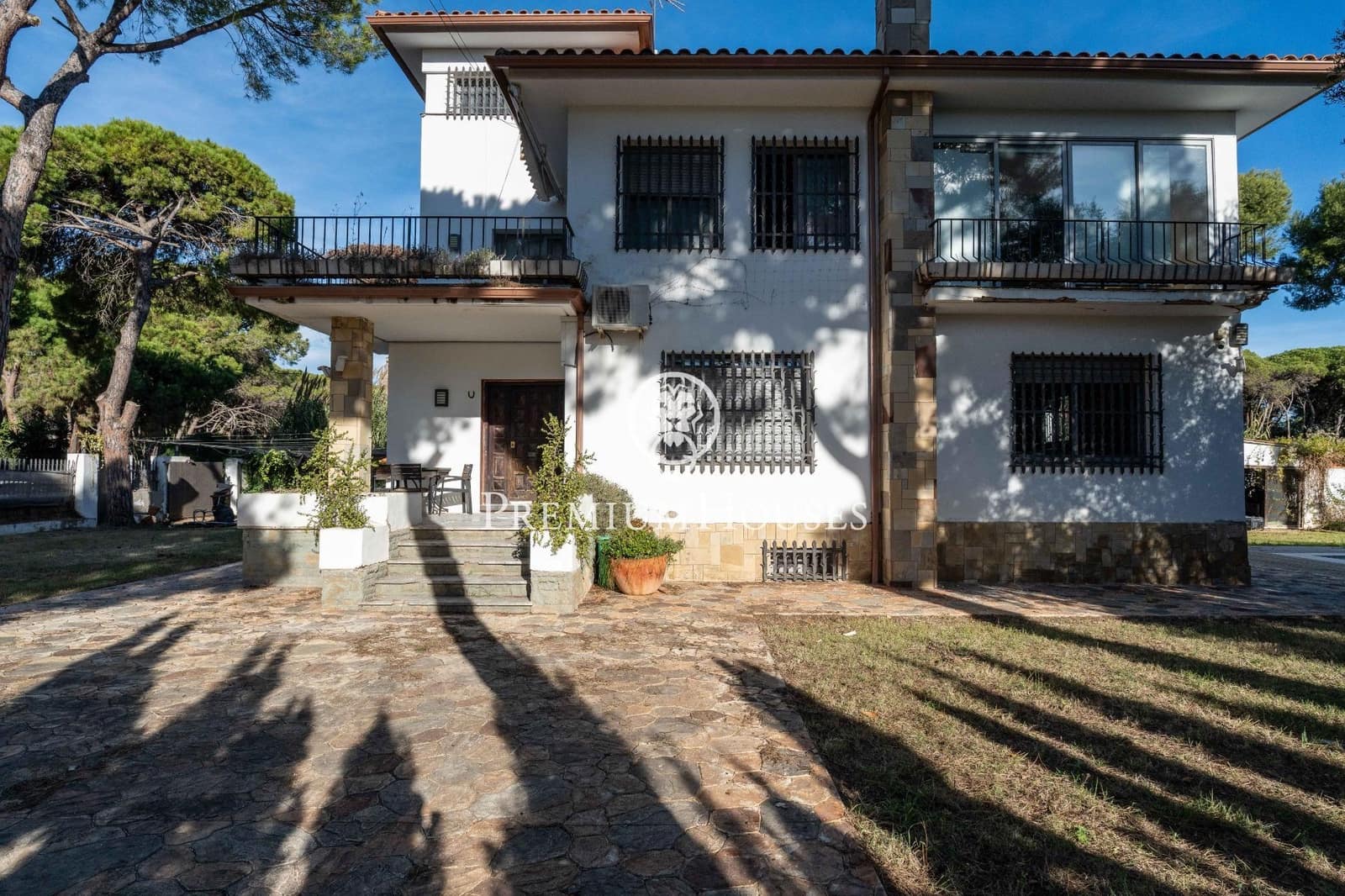 7 chambre Villa/Maison à vendre à Gava avec piscine garage - 1 500 000 € (Ref: 9496410)