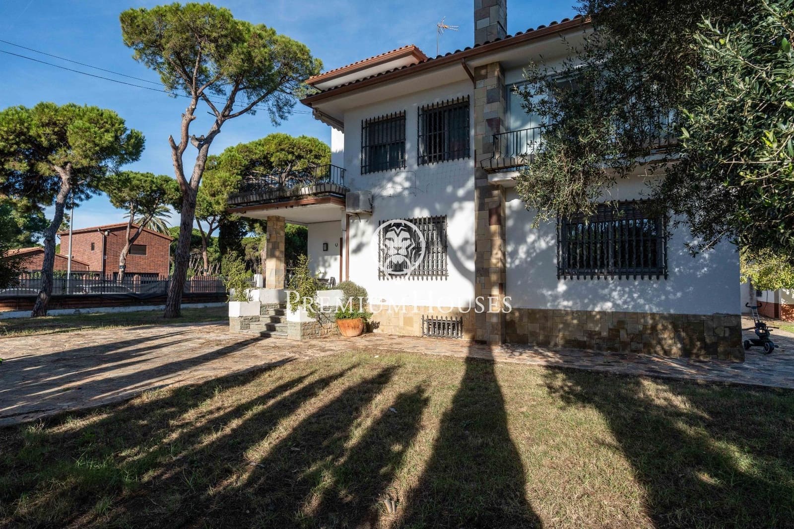 7 chambre Villa/Maison à vendre à Gava avec piscine garage - 1 500 000 € (Ref: 9496410)