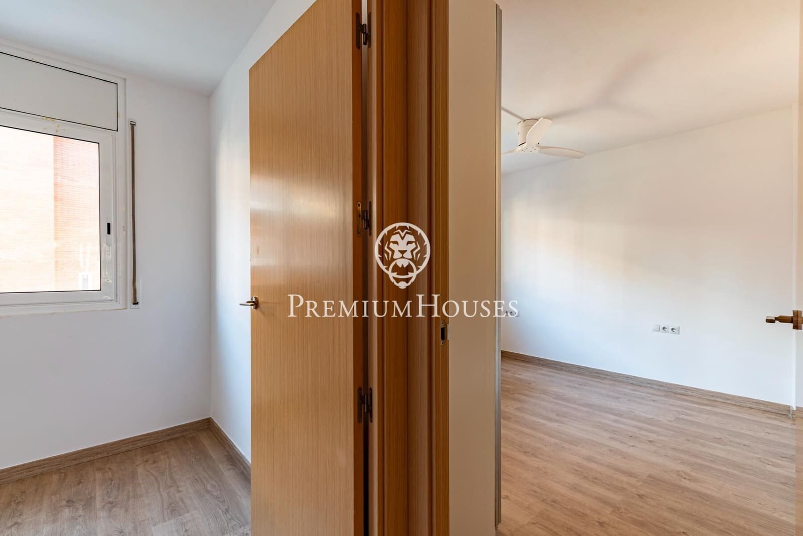 2 makuuhuone Asunto myytävänä paikassa Gava mukana uima-altaan - 320 000 € (Ref: 9519223)