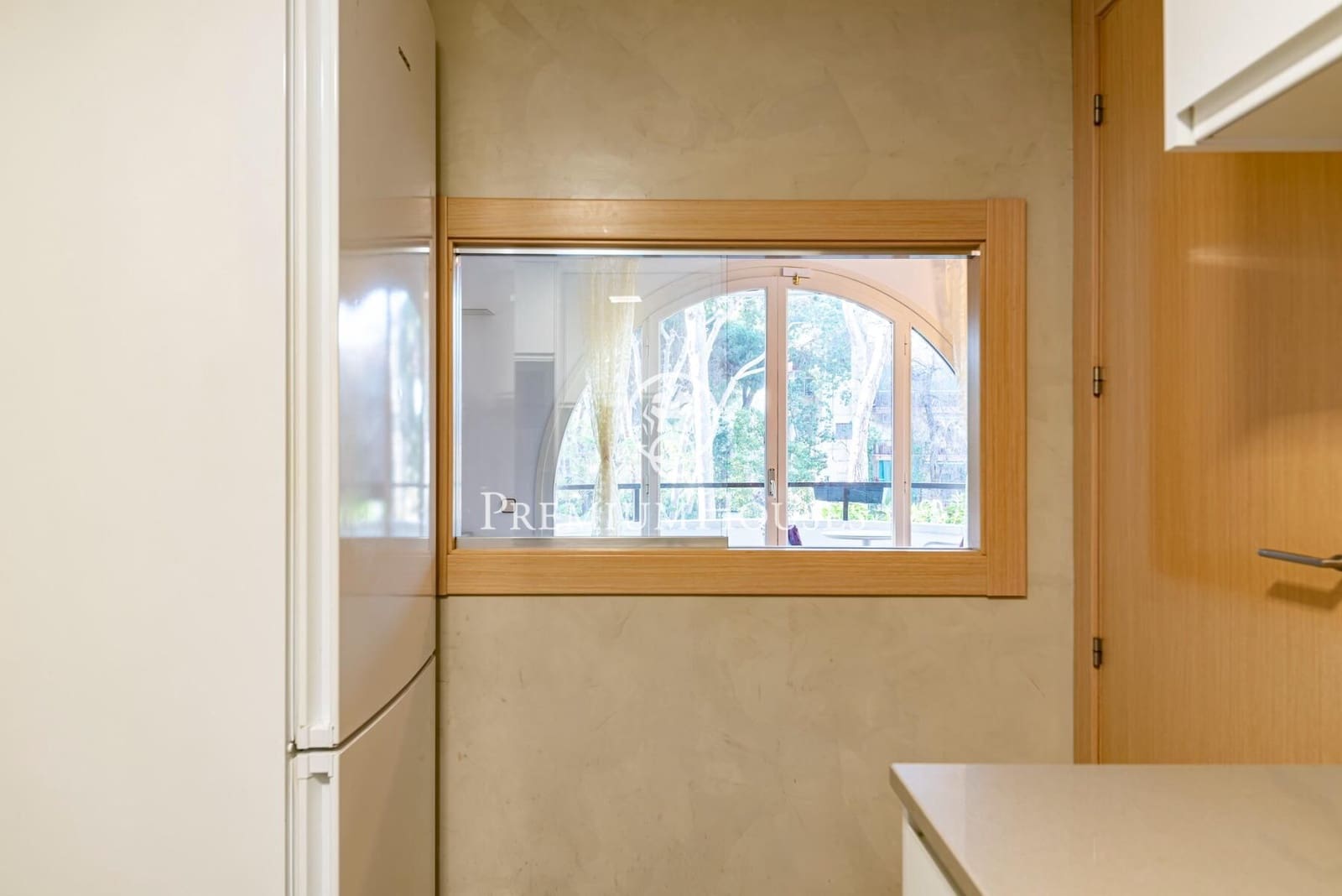 2 makuuhuone Asunto myytävänä paikassa Gava mukana uima-altaan - 320 000 € (Ref: 9519223)