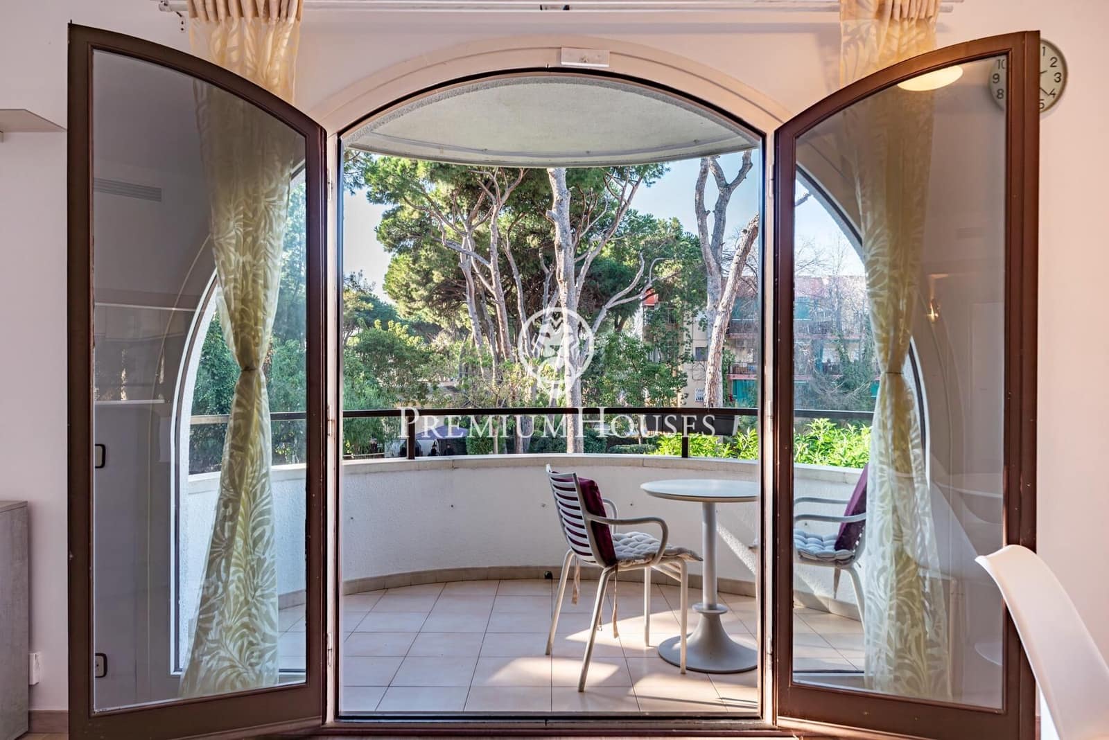 2 makuuhuone Asunto myytävänä paikassa Gava mukana uima-altaan - 320 000 € (Ref: 9519223)