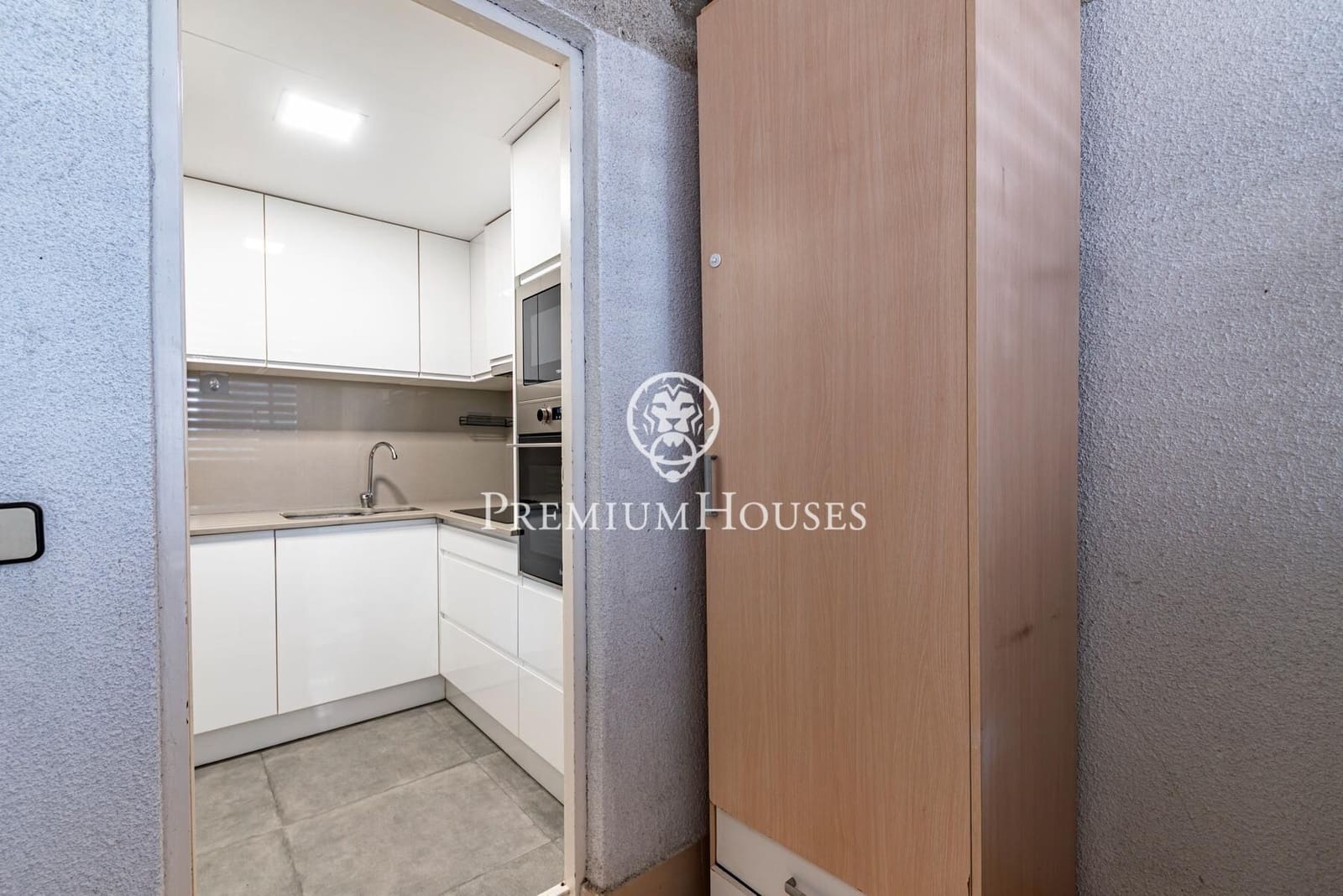 2 makuuhuone Asunto myytävänä paikassa Gava mukana uima-altaan - 320 000 € (Ref: 9519223)