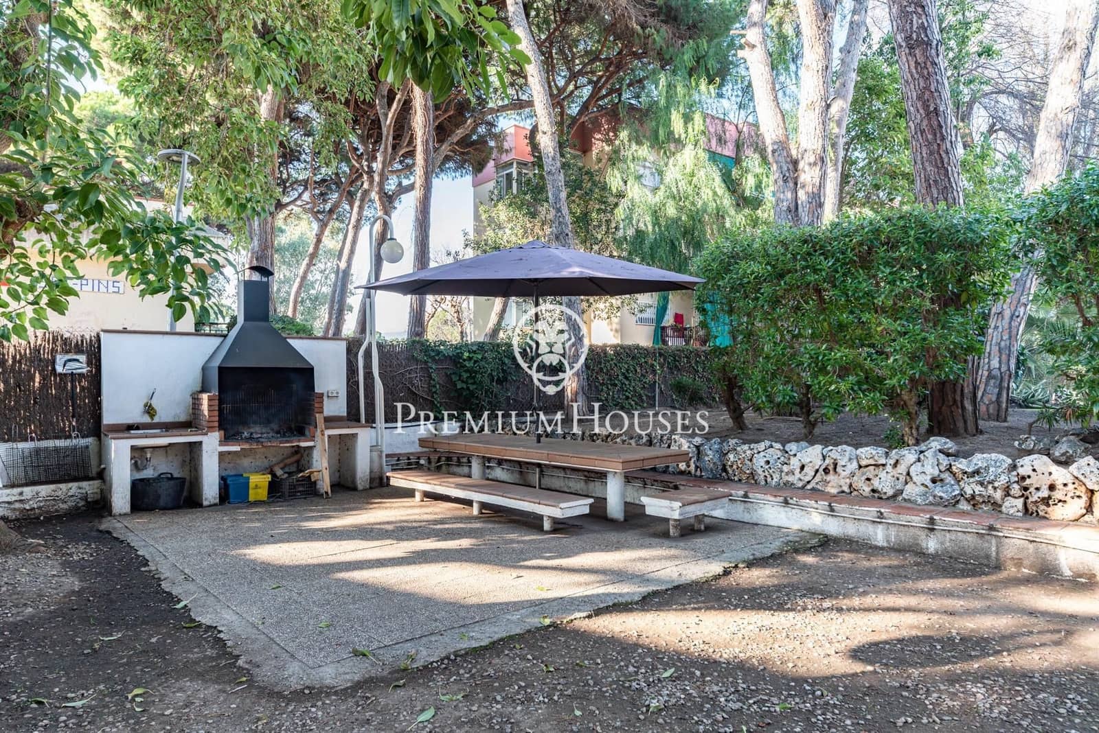 2 makuuhuone Asunto myytävänä paikassa Gava mukana uima-altaan - 320 000 € (Ref: 9519223)