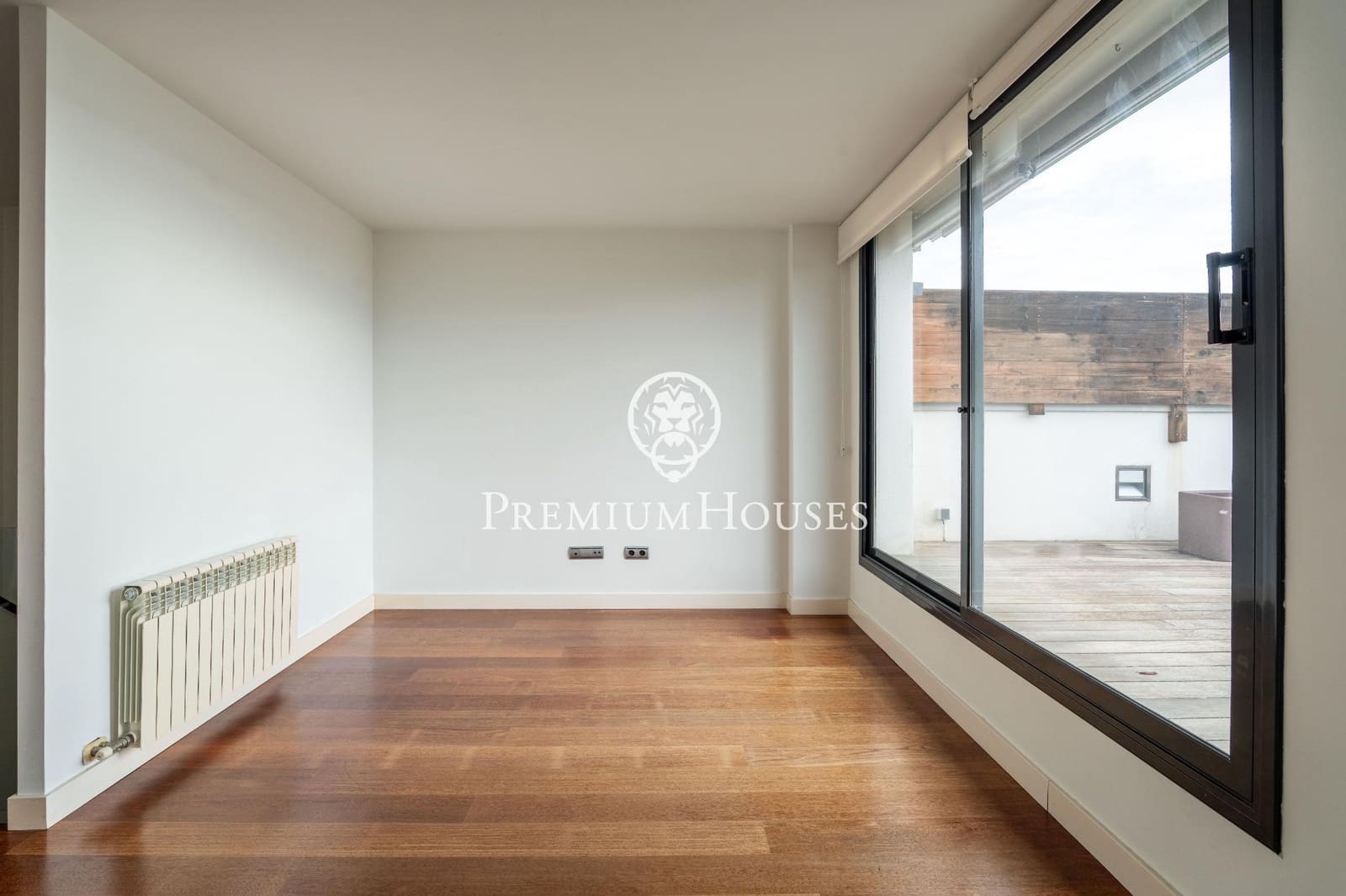 3 bedroom Apartment for rent in Sitges with pool - € 2,500 (Ref: 9524512)