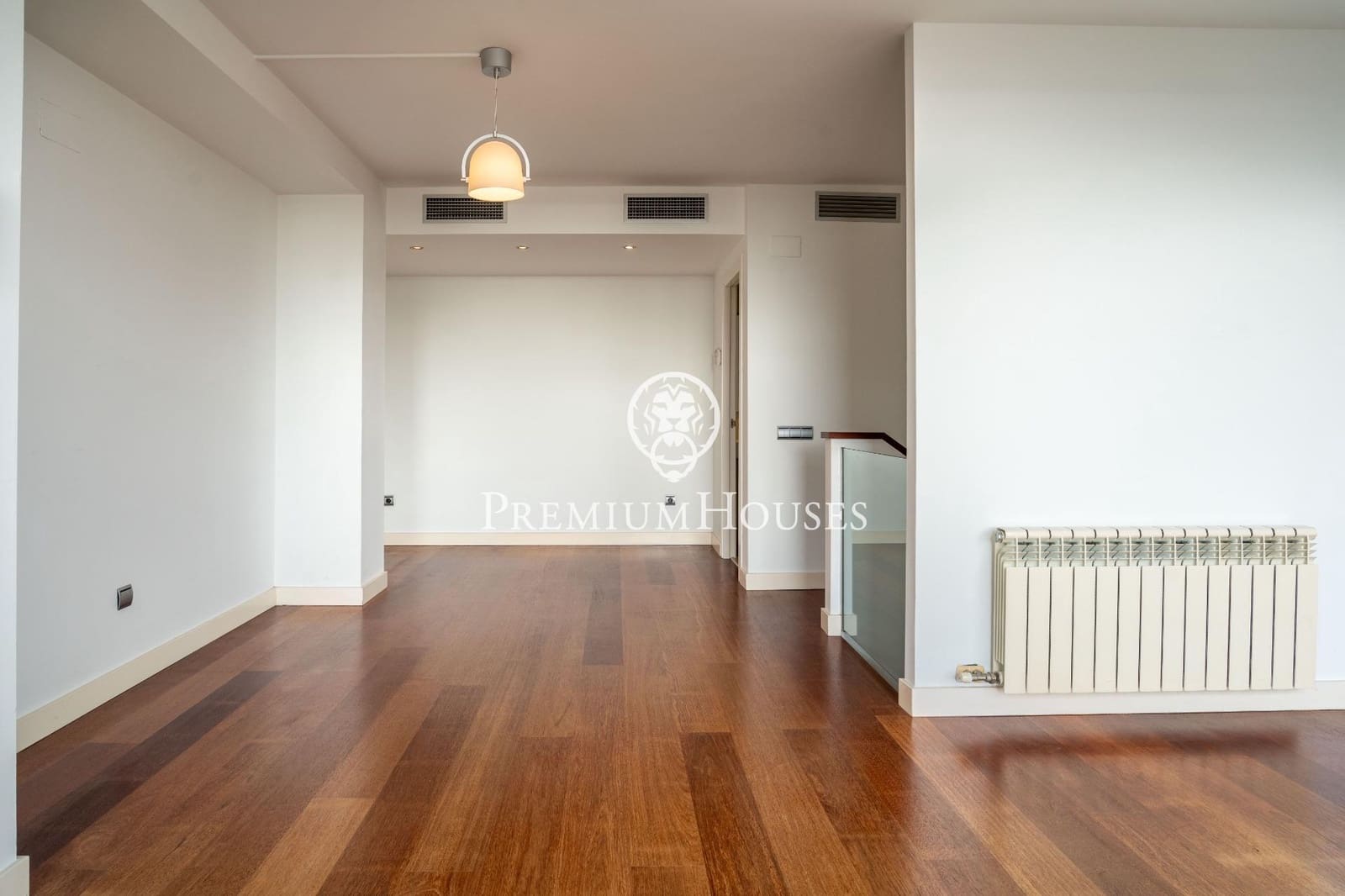 3 bedroom Apartment for rent in Sitges with pool - € 2,500 (Ref: 9524512)