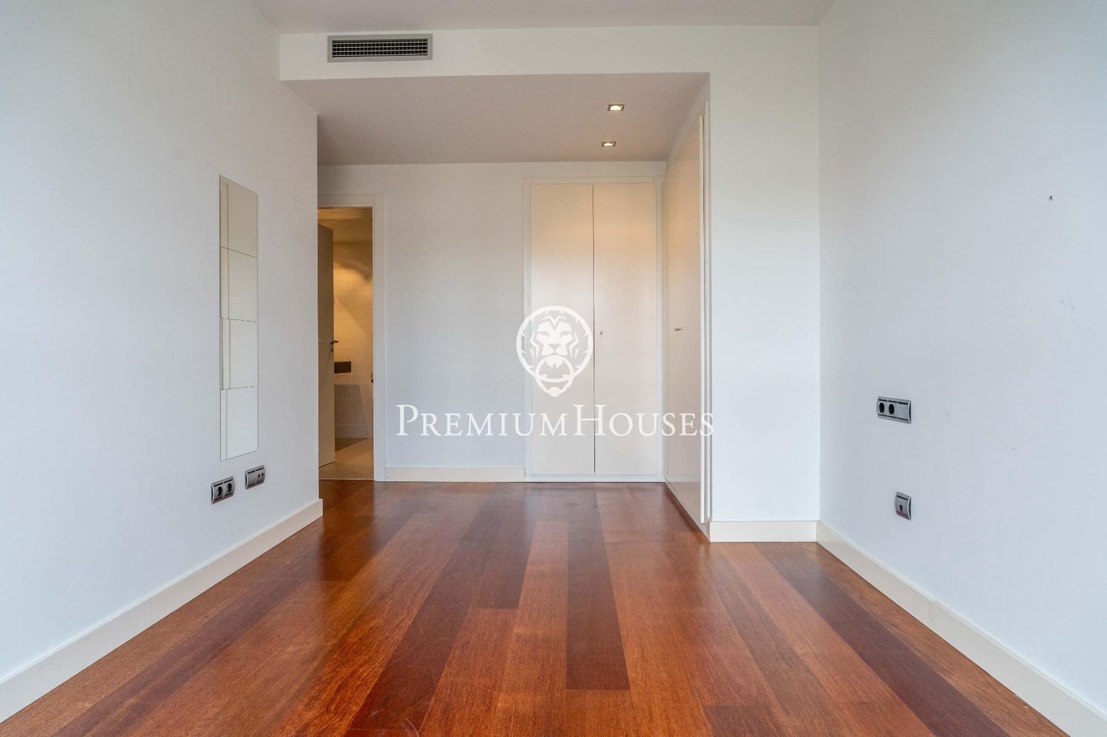 3 bedroom Apartment for rent in Sitges with pool - € 2,500 (Ref: 9524512)