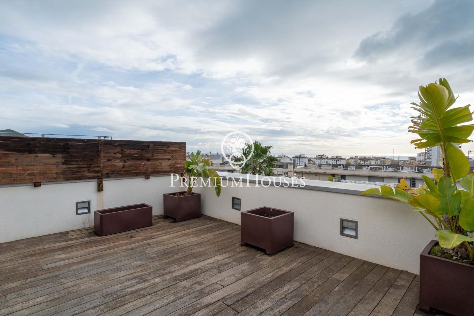 3 bedroom Apartment for rent in Sitges with pool - € 2,500 (Ref: 9524512)