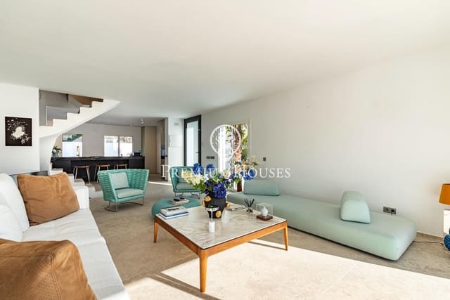 4 slaapkamer Rijtjeshuis te koop in Sitges met zwembad garage - € 1.350.000 (Ref: 9524513)