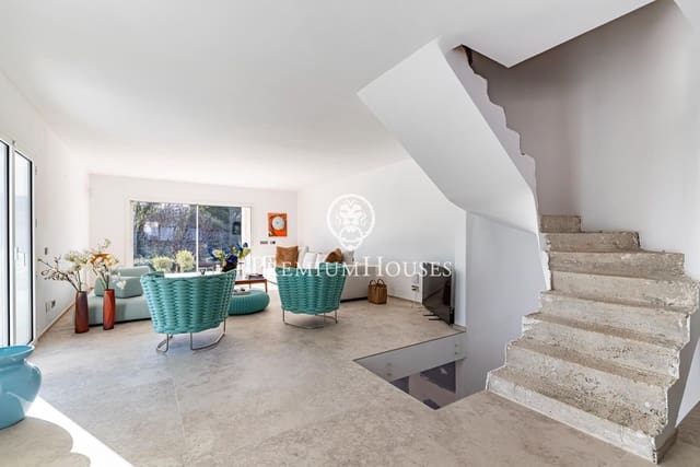 4 slaapkamer Rijtjeshuis te koop in Sitges met zwembad garage - € 1.350.000 (Ref: 9524513)