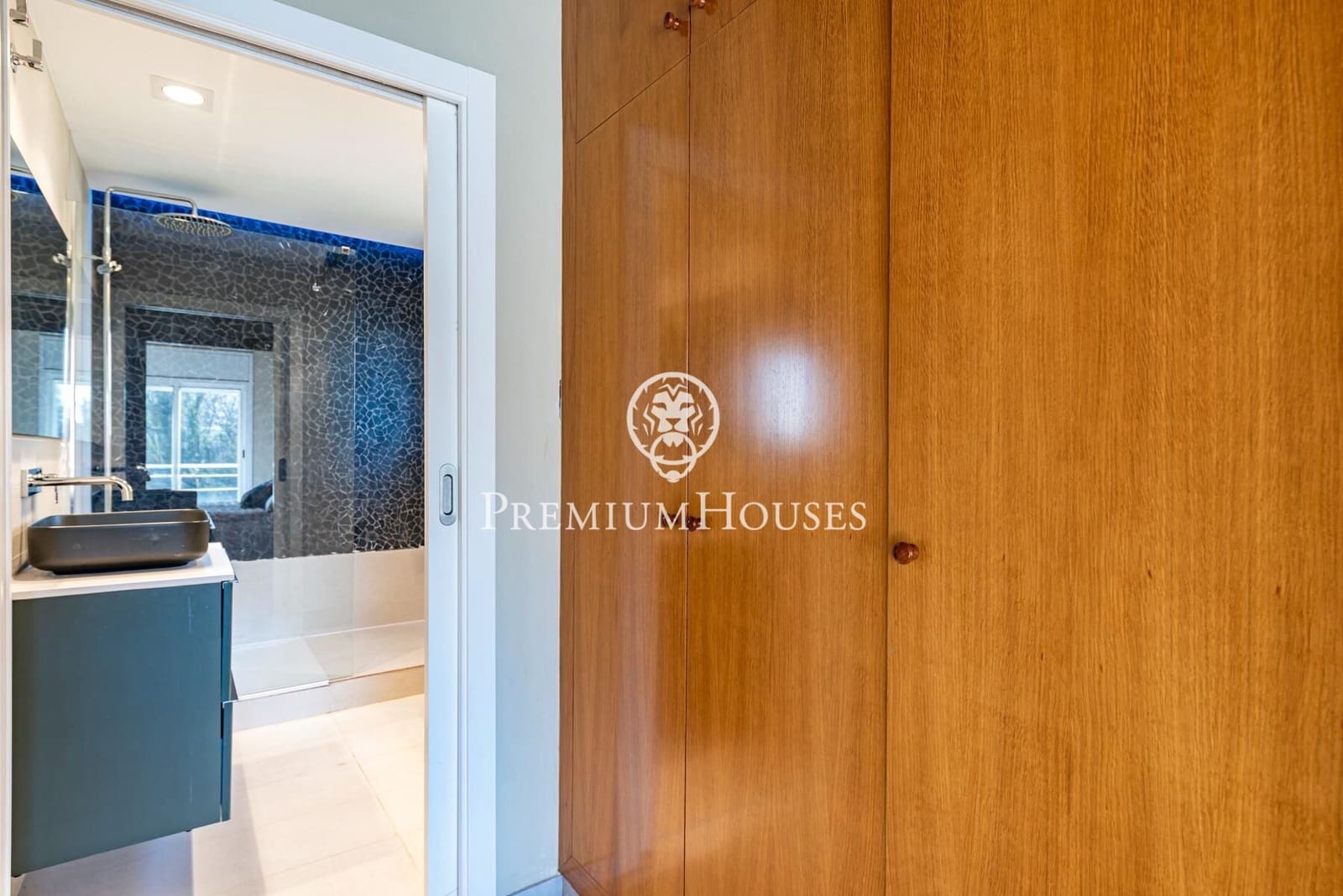 4 slaapkamer Rijtjeshuis te koop in Sitges met zwembad garage - € 1.350.000 (Ref: 9524513)