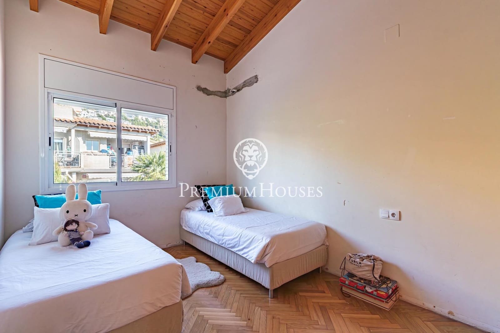 4 slaapkamer Rijtjeshuis te koop in Sitges met zwembad garage - € 1.350.000 (Ref: 9524513)