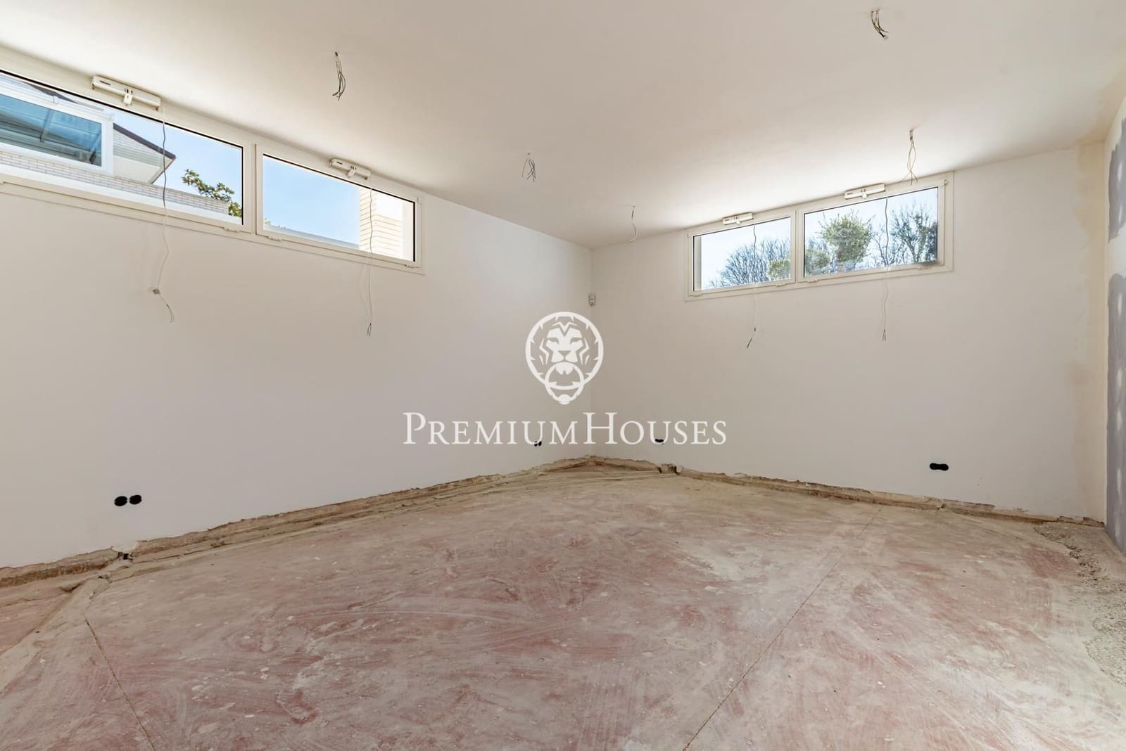 4 bedroom Terraced Villa for sale in Sitges with pool garage - € 1,295,000 (Ref: 9524513)