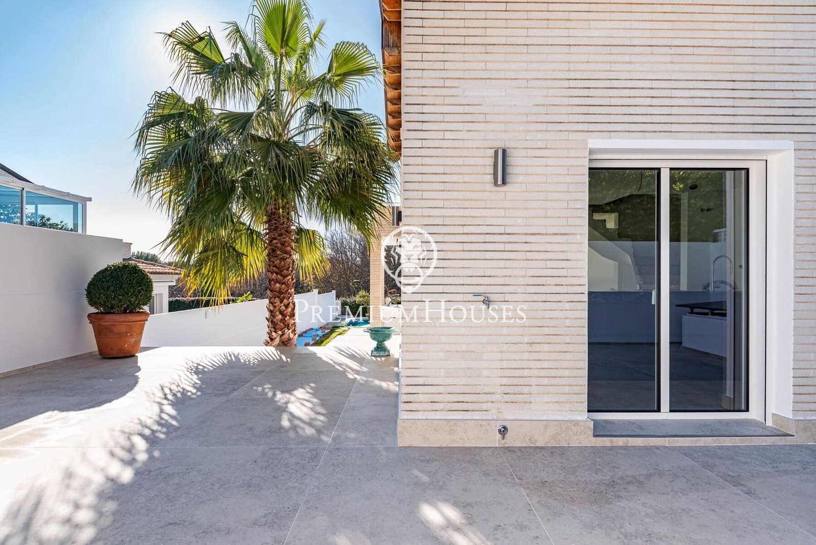 4 bedroom Terraced Villa for sale in Sitges with pool garage - € 1,295,000 (Ref: 9524513)