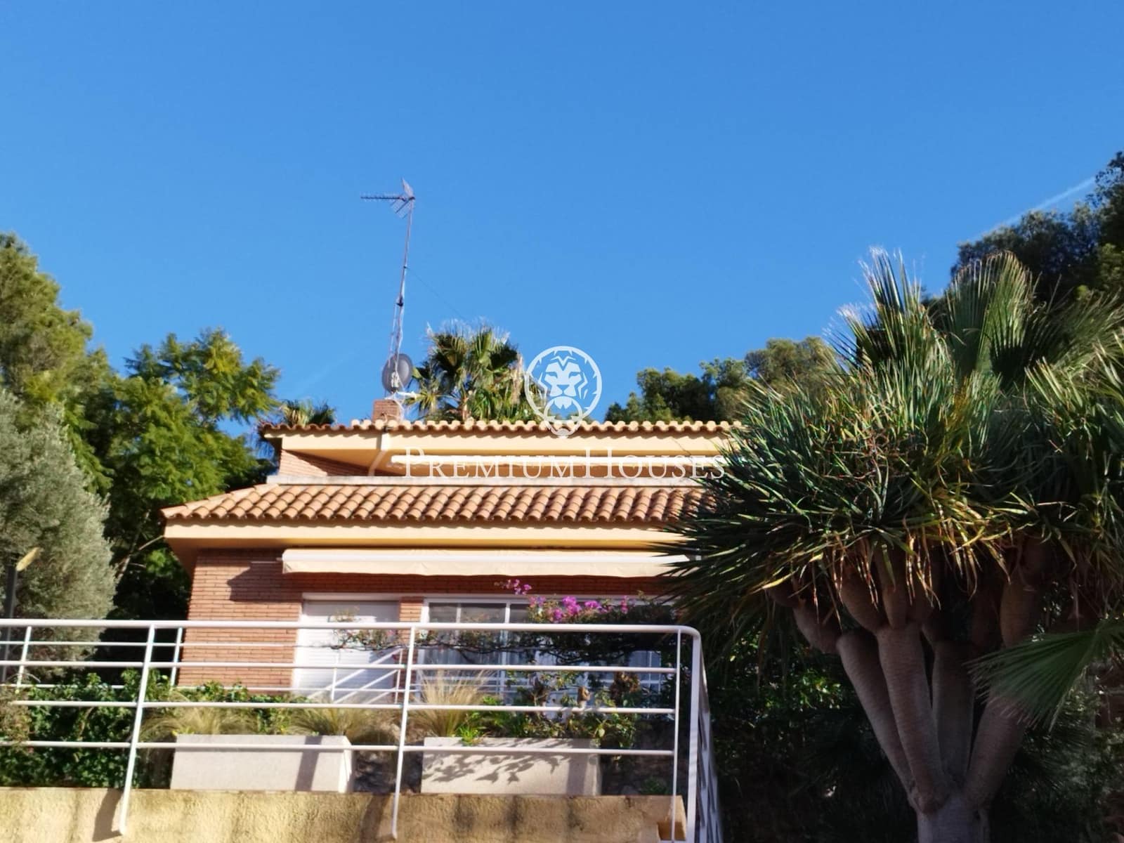 Chalet de 5 habitaciones en Castelldefels en venta con piscina garaje - 1.900.000 € (Ref: 9532106)