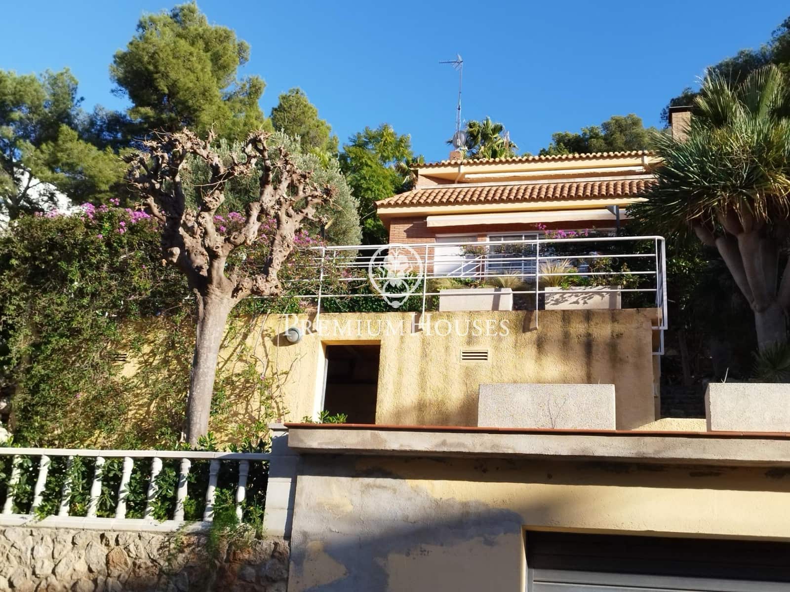 Chalet de 5 habitaciones en Castelldefels en venta con piscina garaje - 1.900.000 € (Ref: 9532106)
