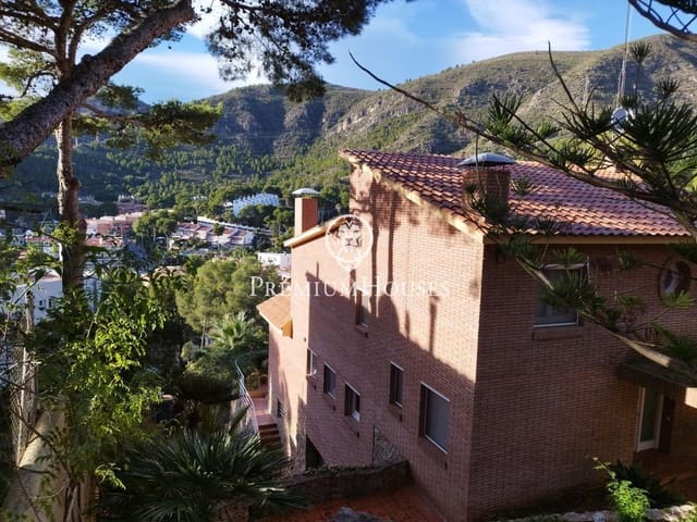 Chalet de 5 habitaciones en Castelldefels en venta con piscina garaje - 1.900.000 € (Ref: 9532106)