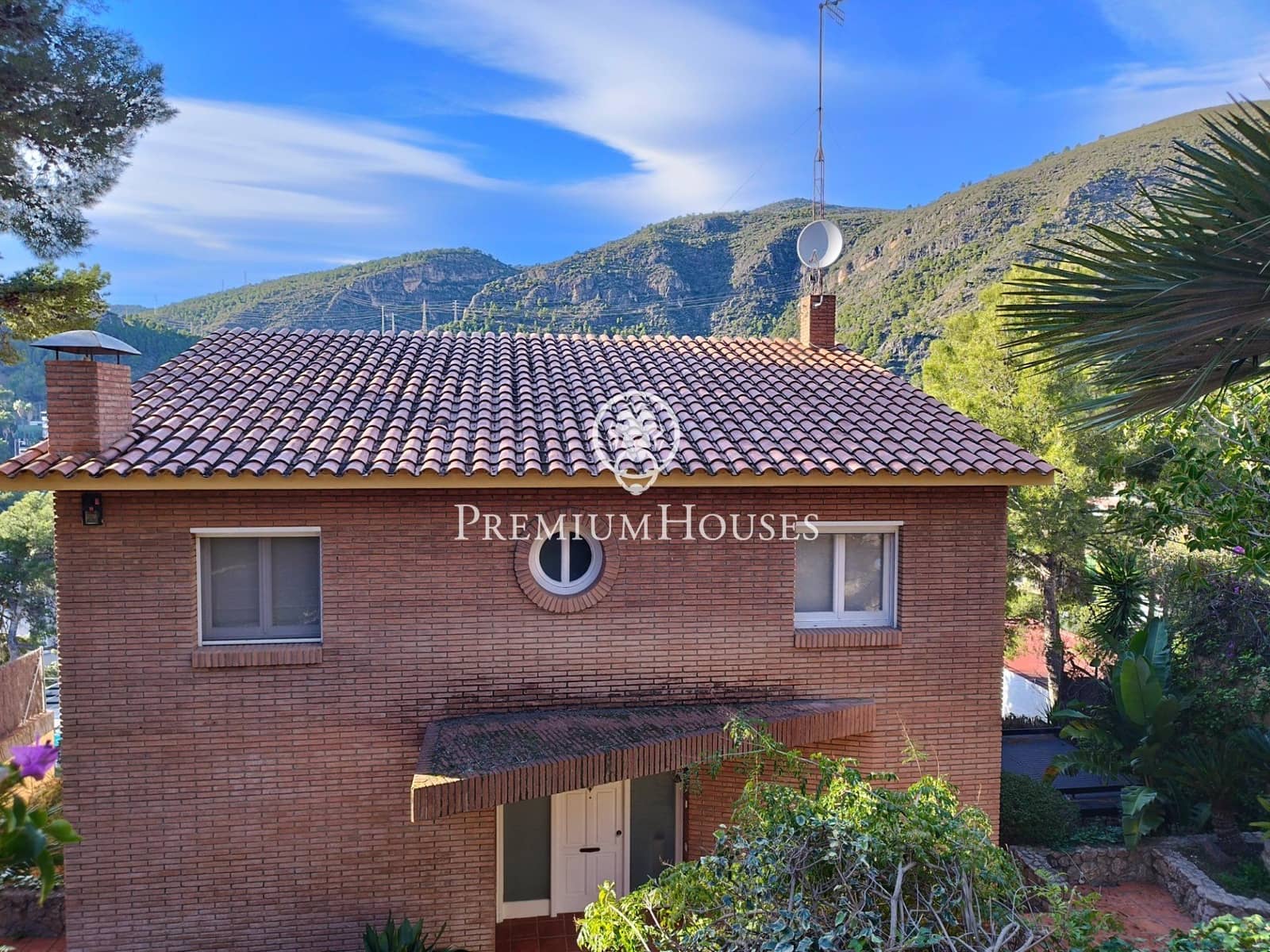 Chalet de 5 habitaciones en Castelldefels en venta con piscina garaje - 1.900.000 € (Ref: 9532106)