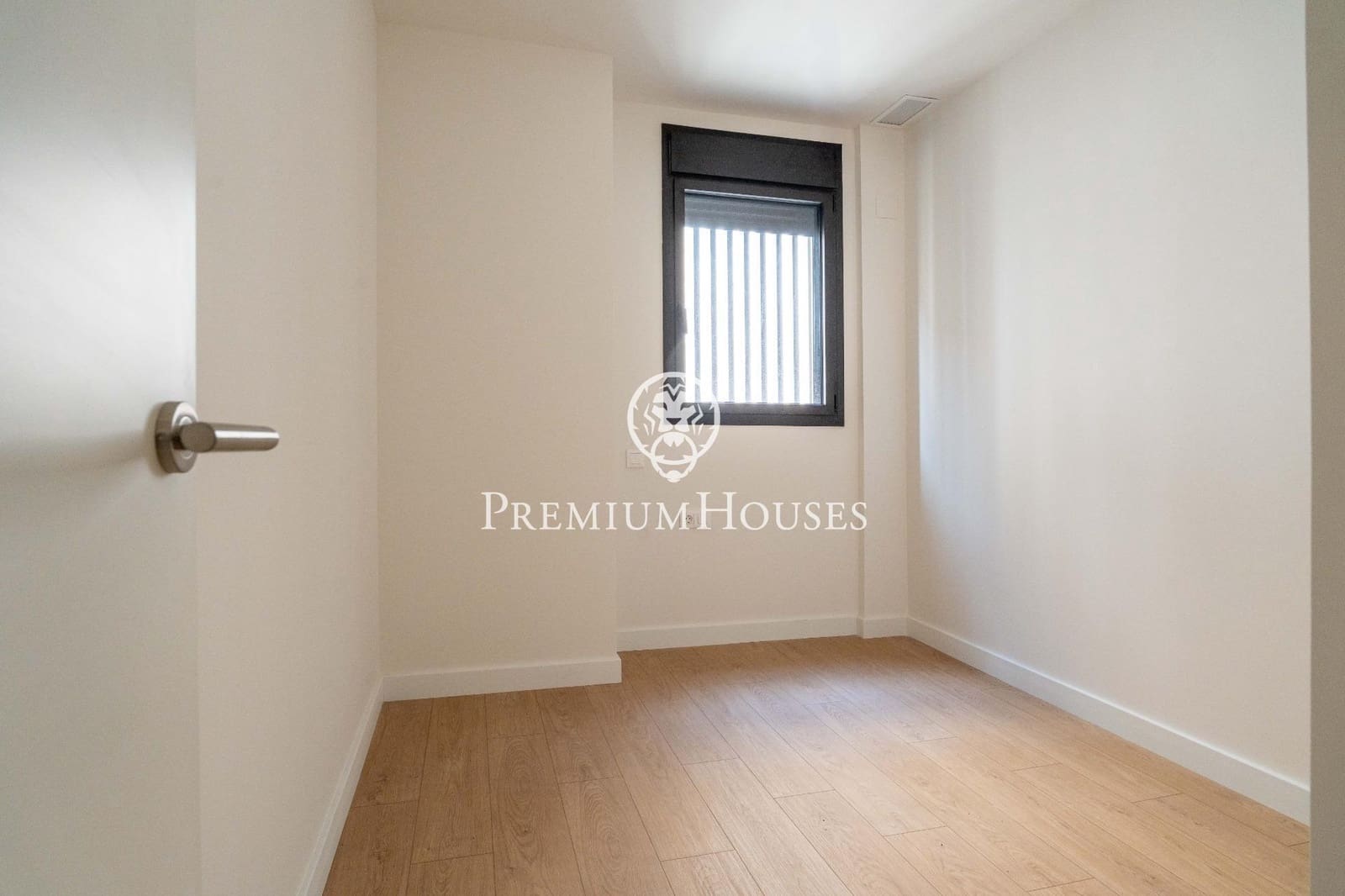 4 bedroom Penthouse for sale in Vilanova i la Geltru with pool - € 795,000 (Ref: 9536101)