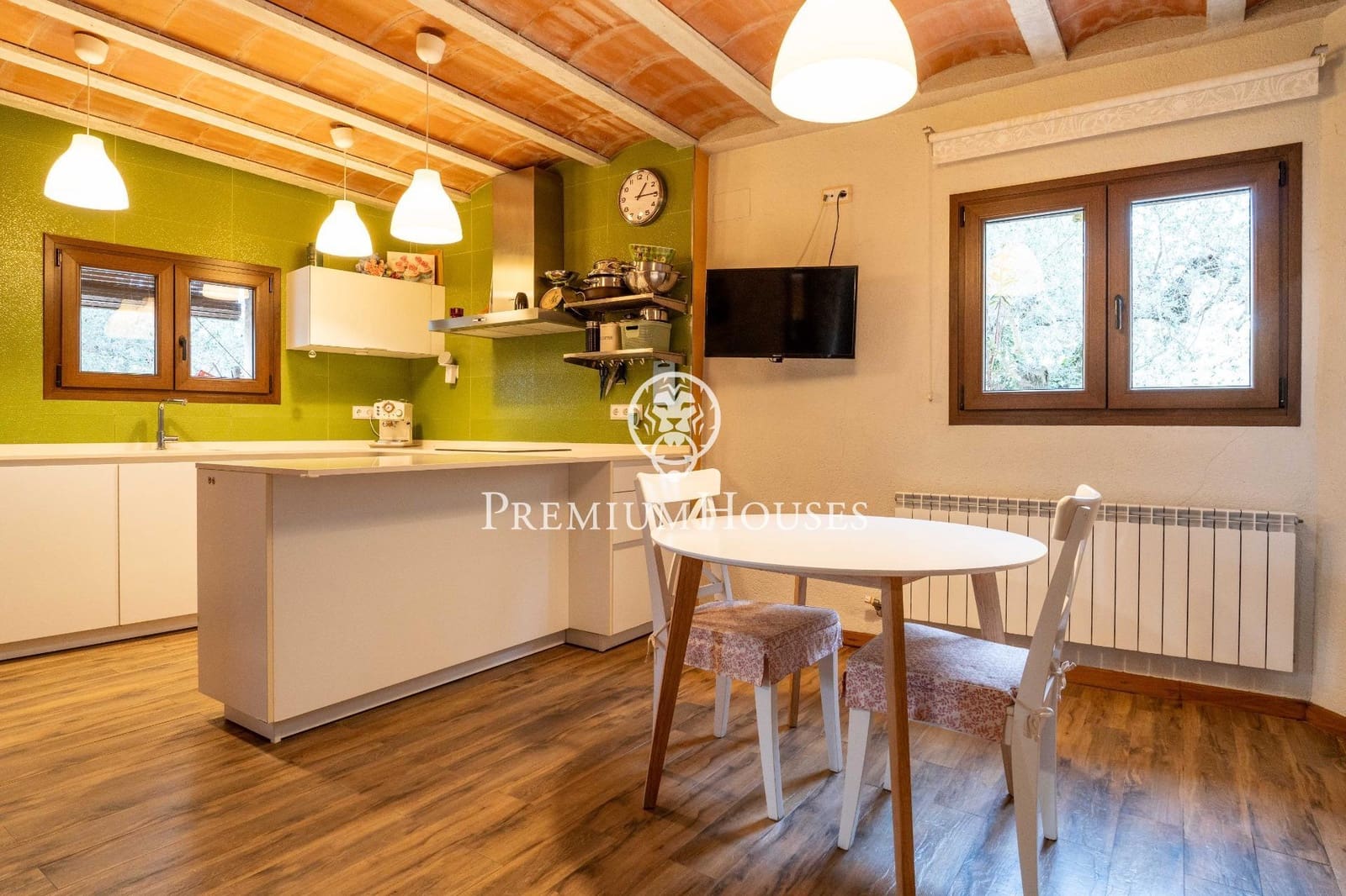 9 bedroom Finca/Country House for sale in Montblanc with pool - € 880,000 (Ref: 9536102)