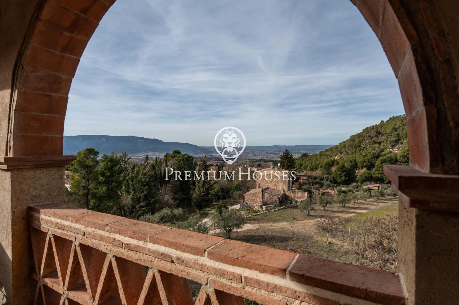 9 bedroom Finca/Country House for sale in Montblanc with pool - € 880,000 (Ref: 9536102)