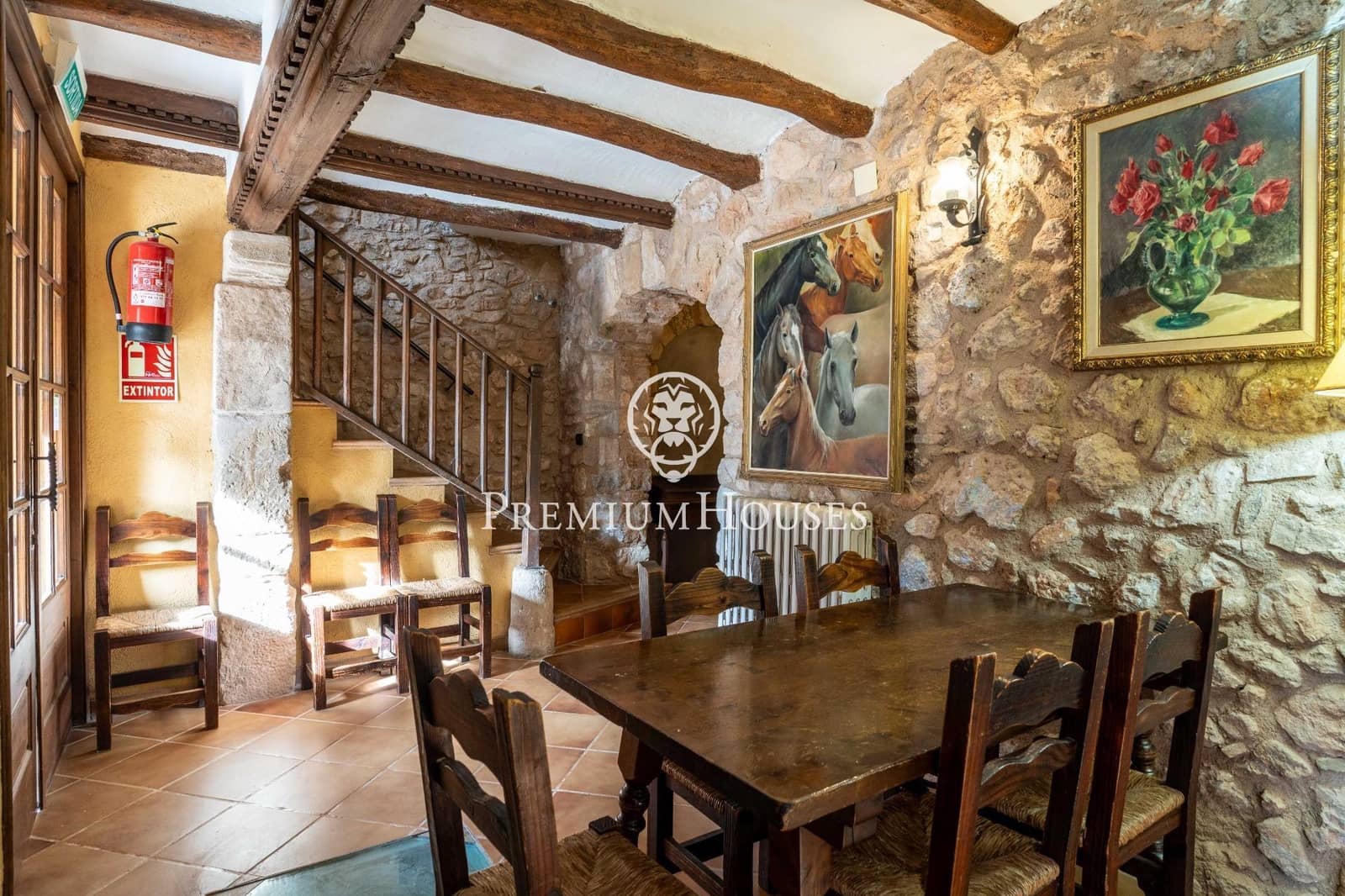 9 bedroom Finca/Country House for sale in Montblanc with pool - € 880,000 (Ref: 9536102)