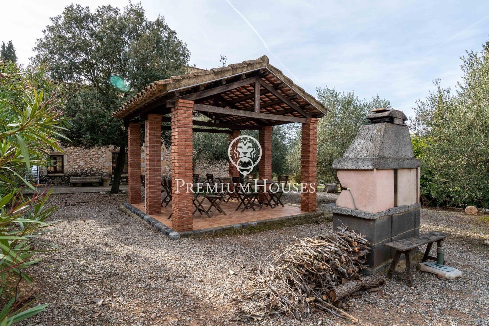 9 bedroom Finca/Country House for sale in Montblanc with pool - € 880,000 (Ref: 9536102)