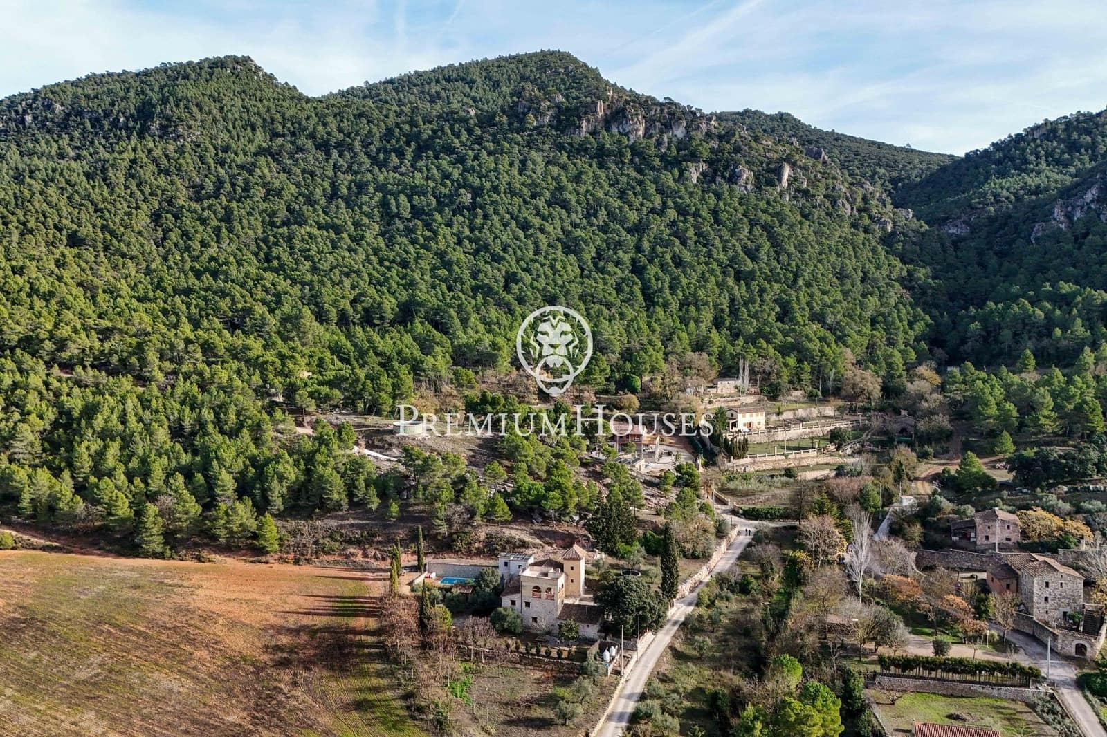 9 bedroom Finca/Country House for sale in Montblanc with pool - € 880,000 (Ref: 9536102)