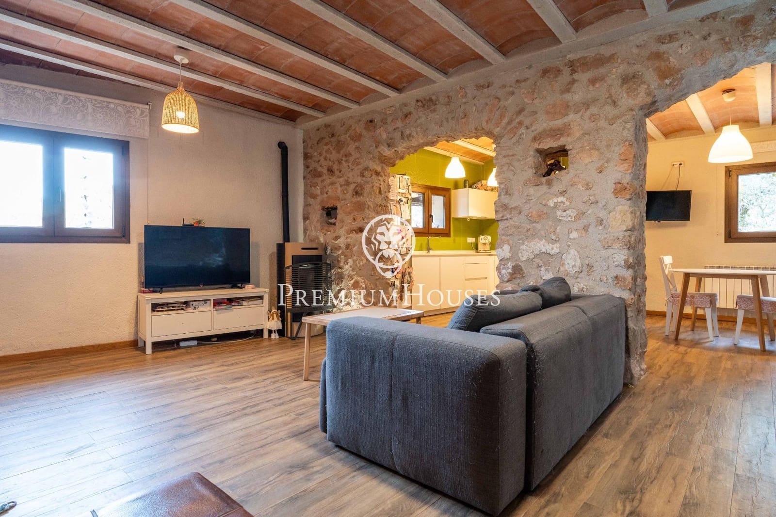 9 bedroom Finca/Country House for sale in Montblanc with pool - € 880,000 (Ref: 9536102)