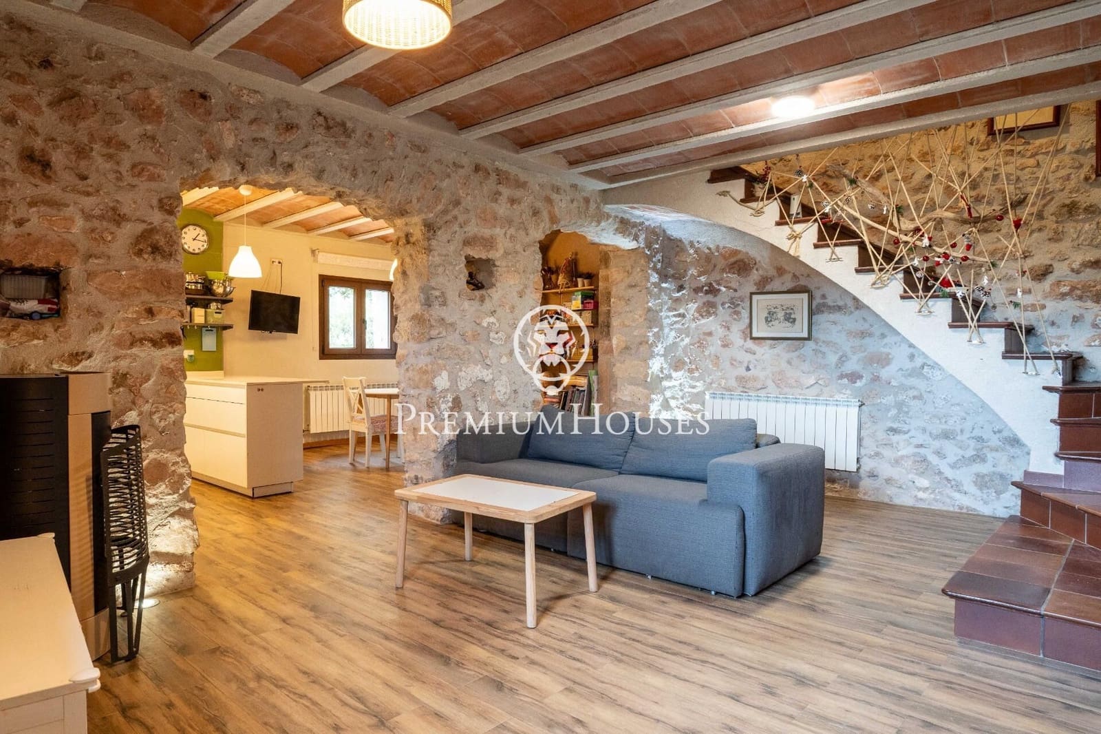9 bedroom Finca/Country House for sale in Montblanc with pool - € 880,000 (Ref: 9536102)