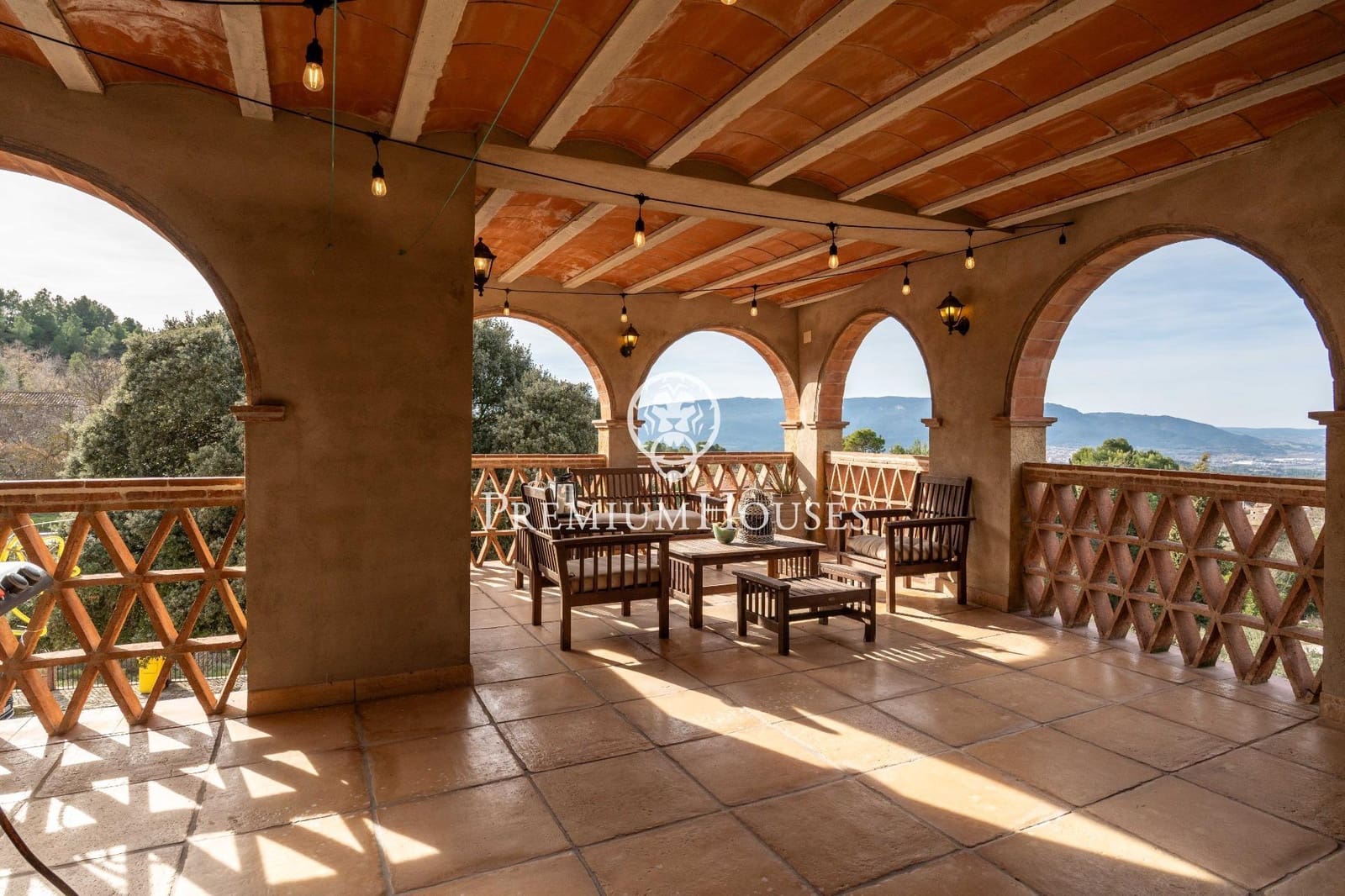 9 bedroom Finca/Country House for sale in Montblanc with pool - € 880,000 (Ref: 9536102)