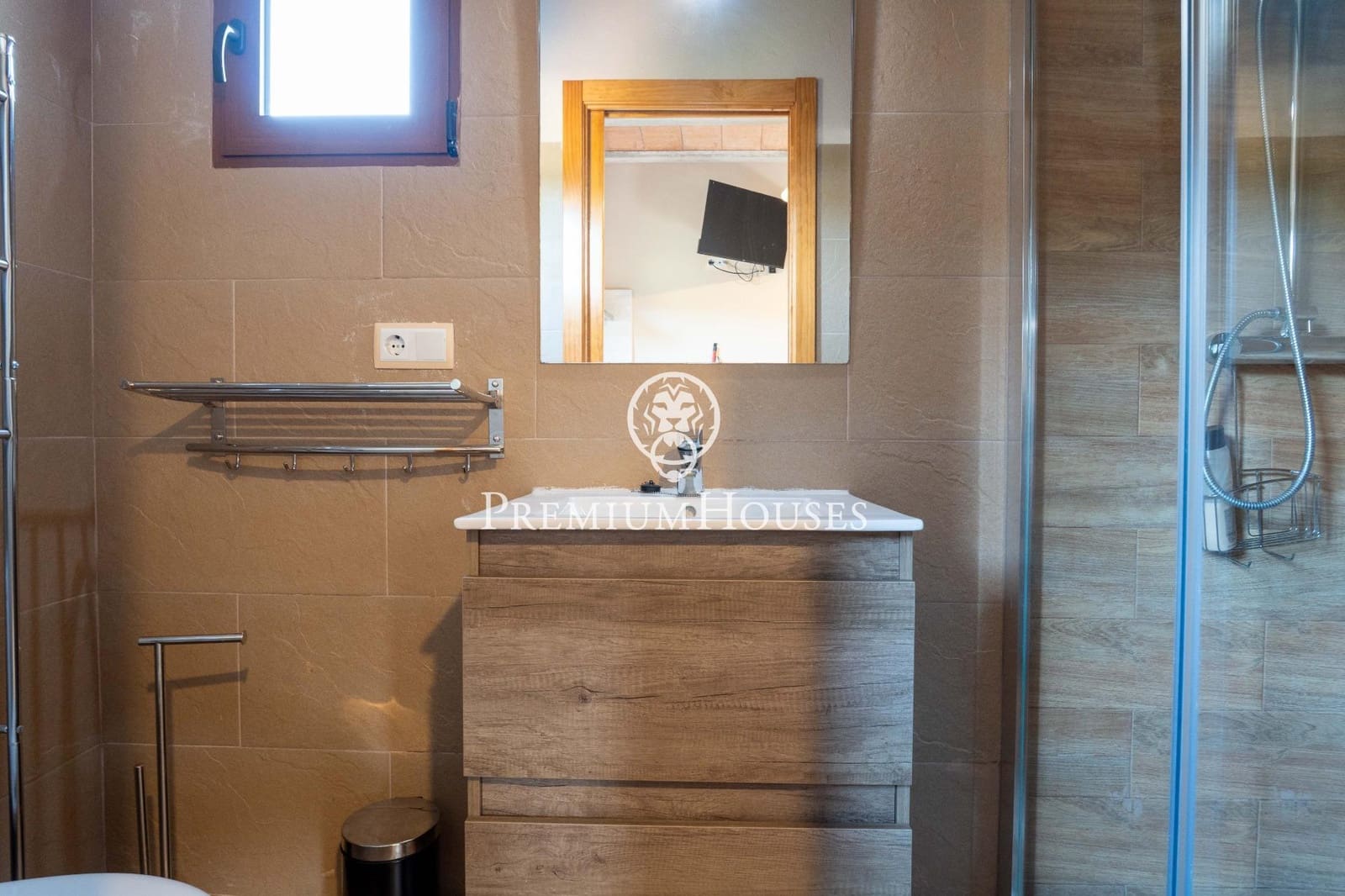 9 bedroom Finca/Country House for sale in Montblanc with pool - € 880,000 (Ref: 9536102)