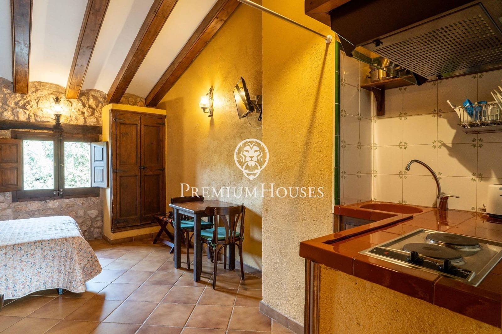 9 bedroom Finca/Country House for sale in Montblanc with pool - € 880,000 (Ref: 9536102)