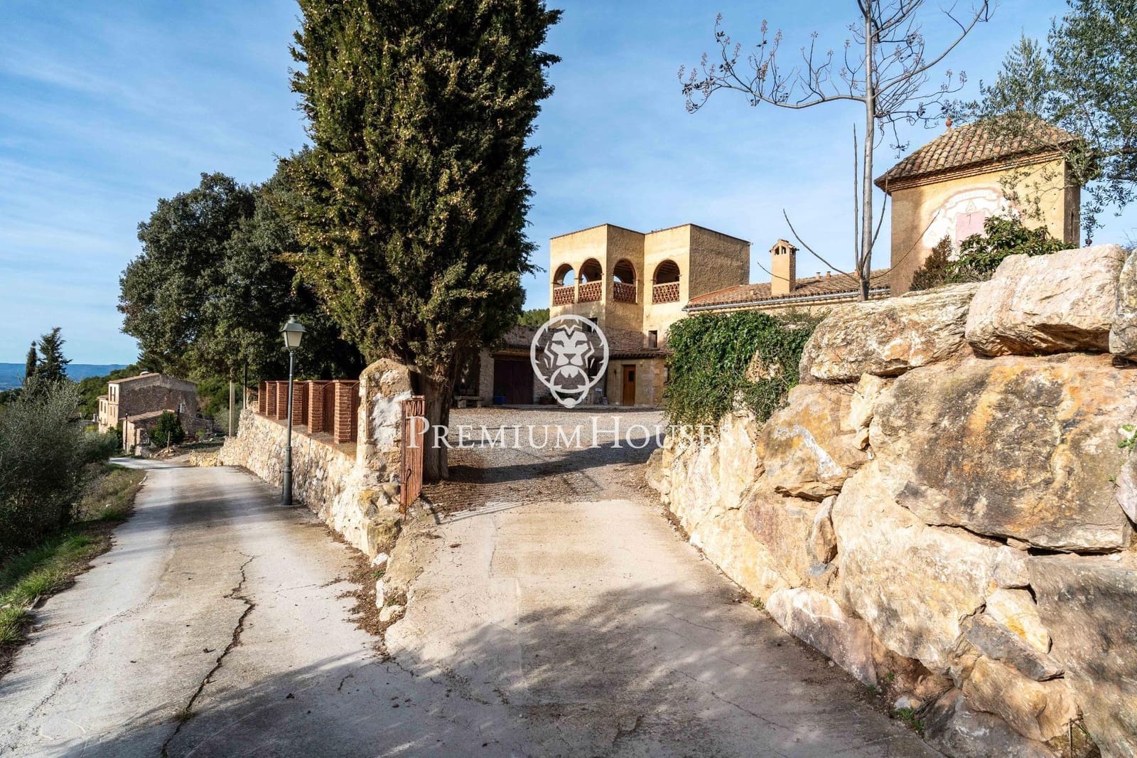 9 bedroom Finca/Country House for sale in Montblanc with pool - € 880,000 (Ref: 9536102)