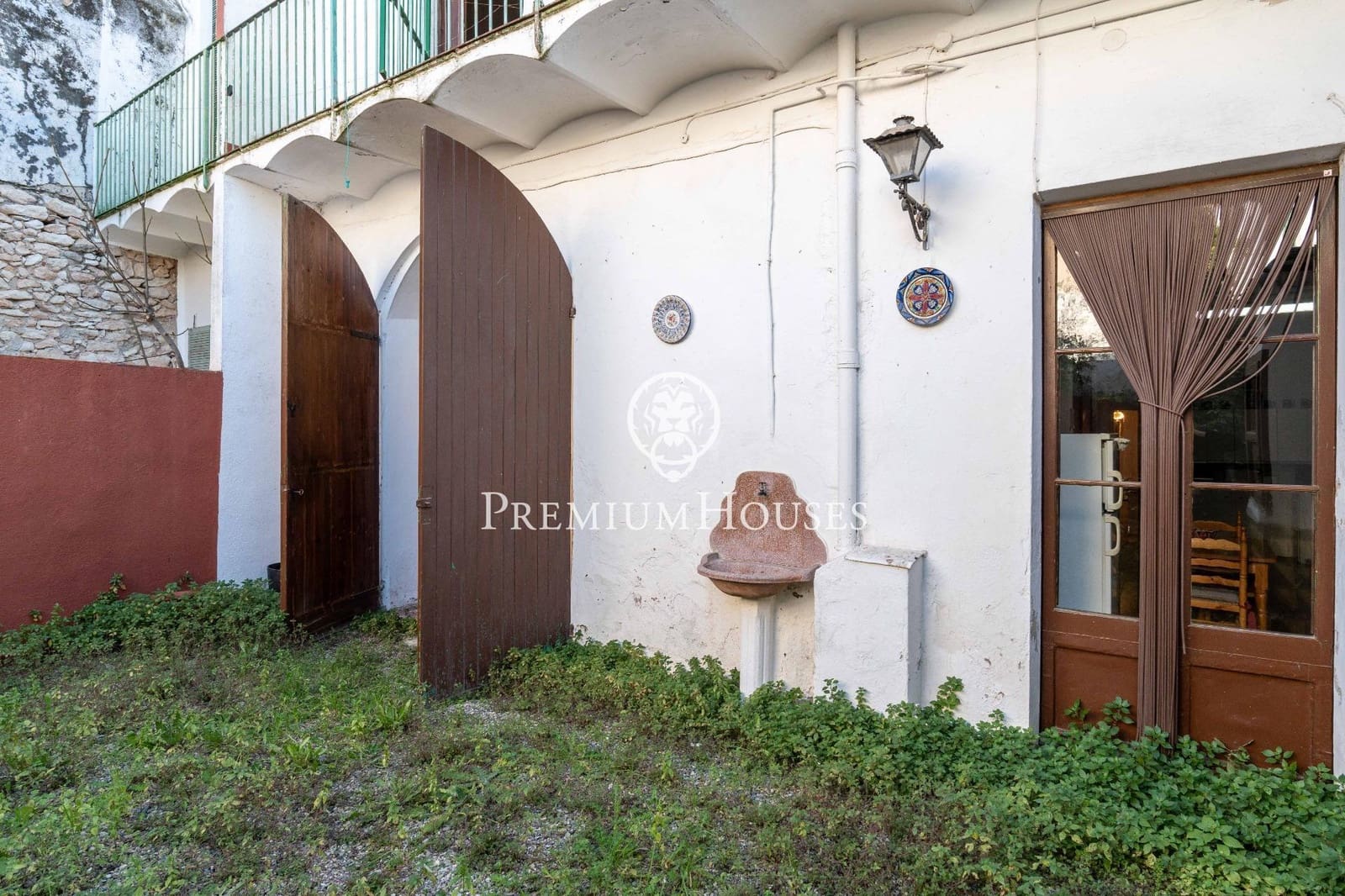 3 bedroom Townhouse for sale in La Secuita with garage - € 400,000 (Ref: 9548441)