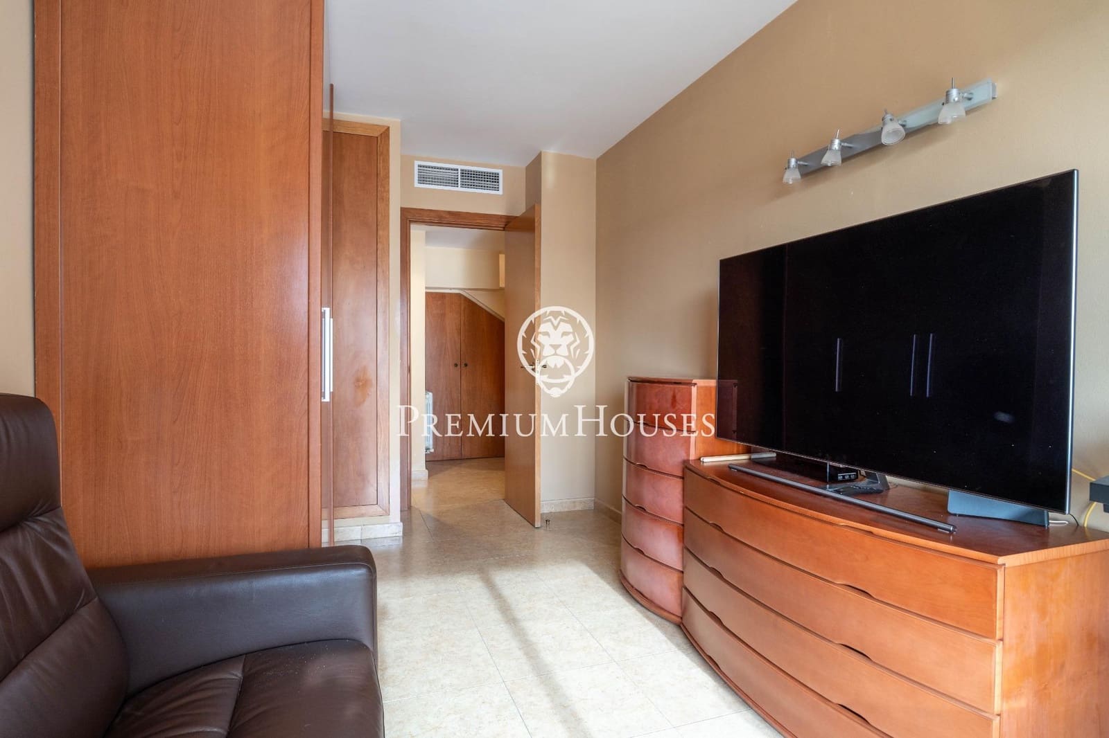 4 slaapkamer Penthouse te koop in Vilanova i la Geltru - € 590.000 (Ref: 9551910)