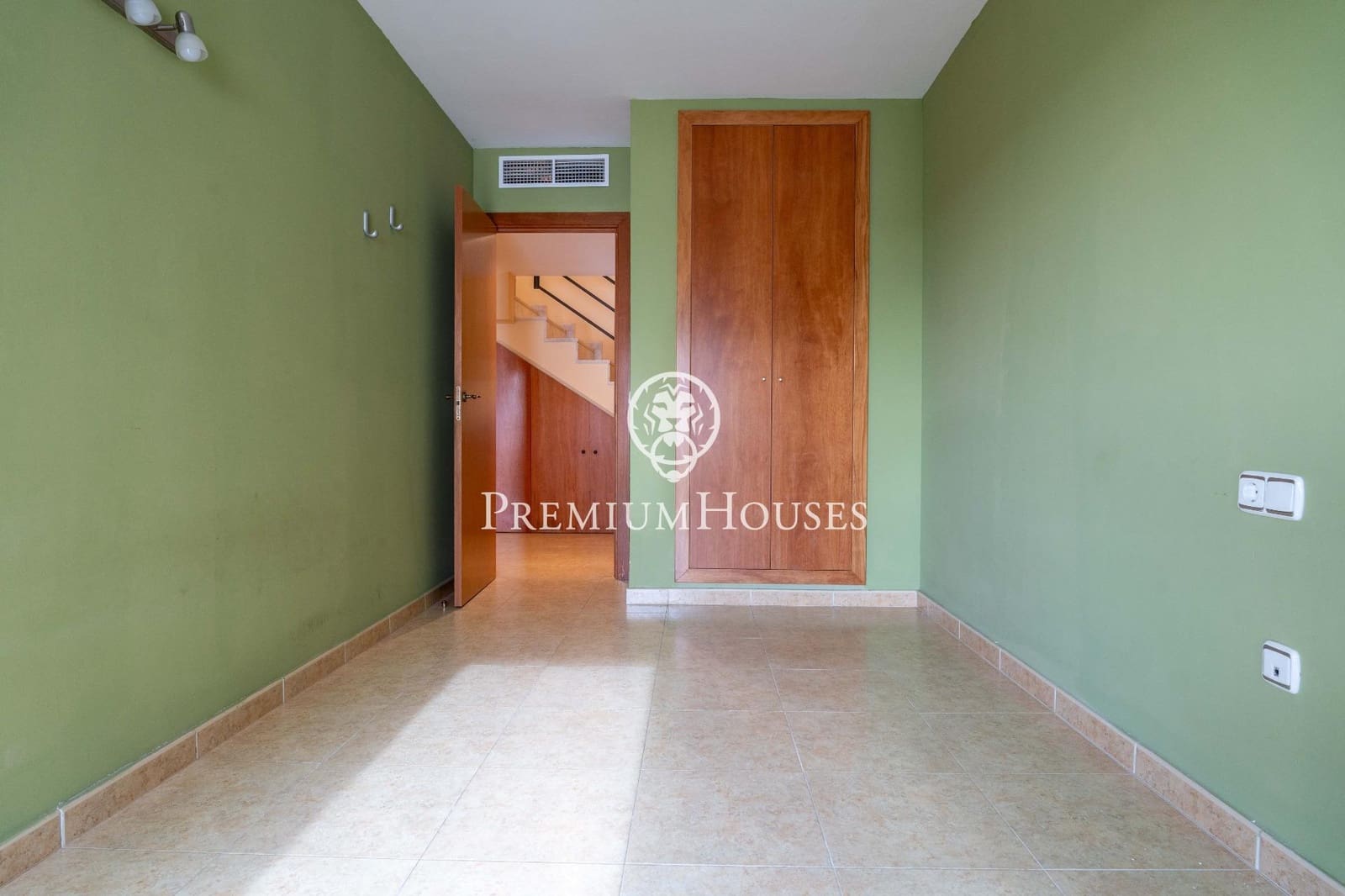 4 slaapkamer Penthouse te koop in Vilanova i la Geltru - € 590.000 (Ref: 9551910)