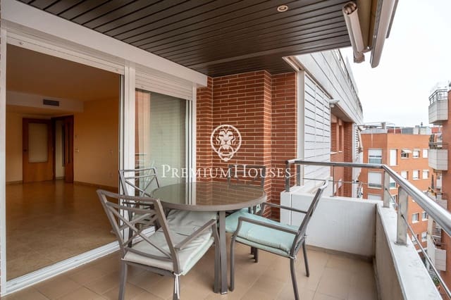 4 slaapkamer Penthouse te koop in Vilanova i la Geltrú - € 590.000 (Ref: 9551910)